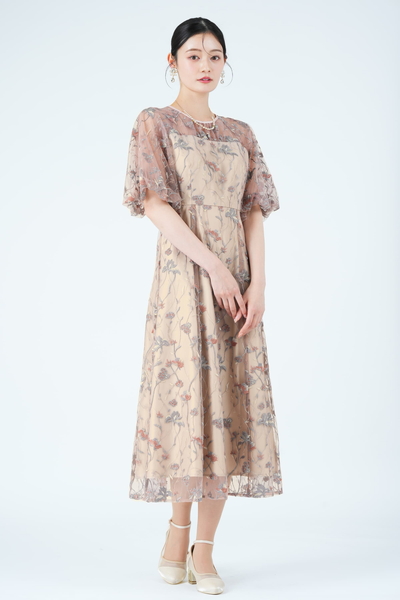 春の結婚式におすすめのドレス2