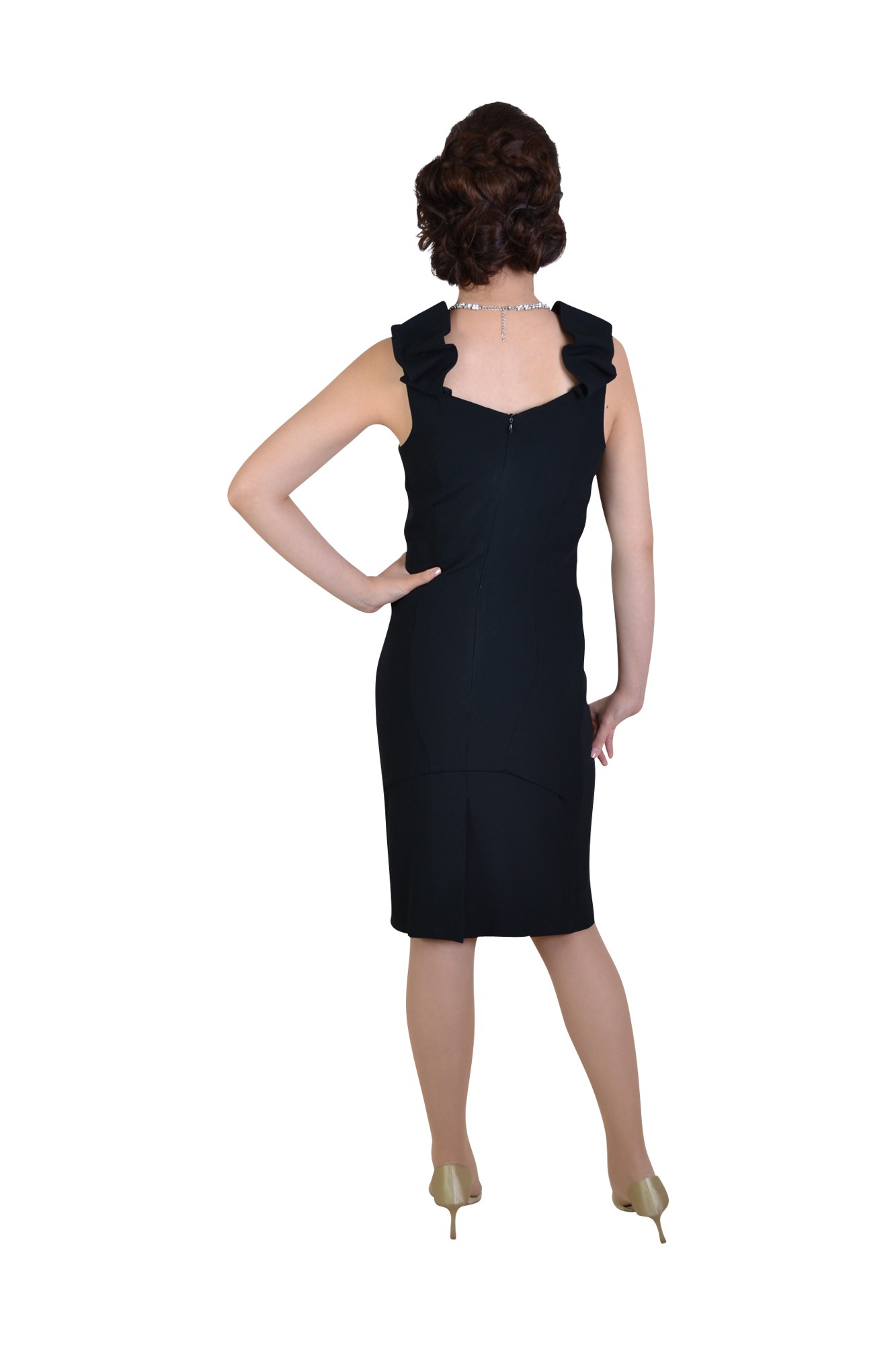 マットブラックミディドレス