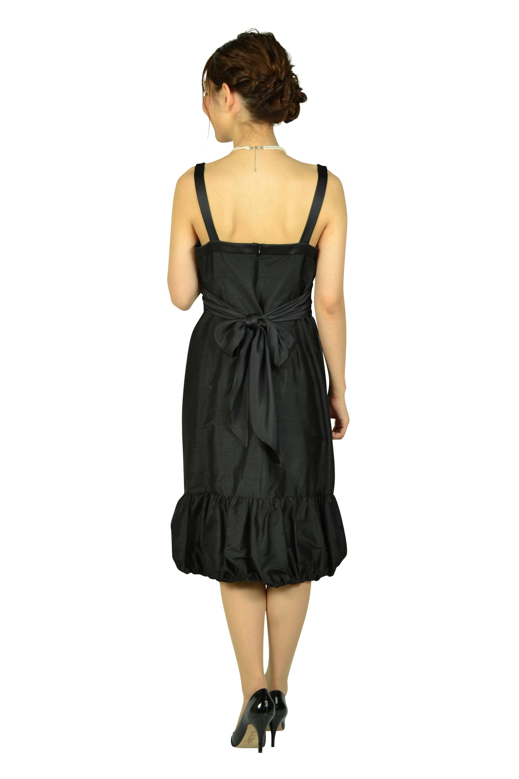 ブラック裾パフミディドレス