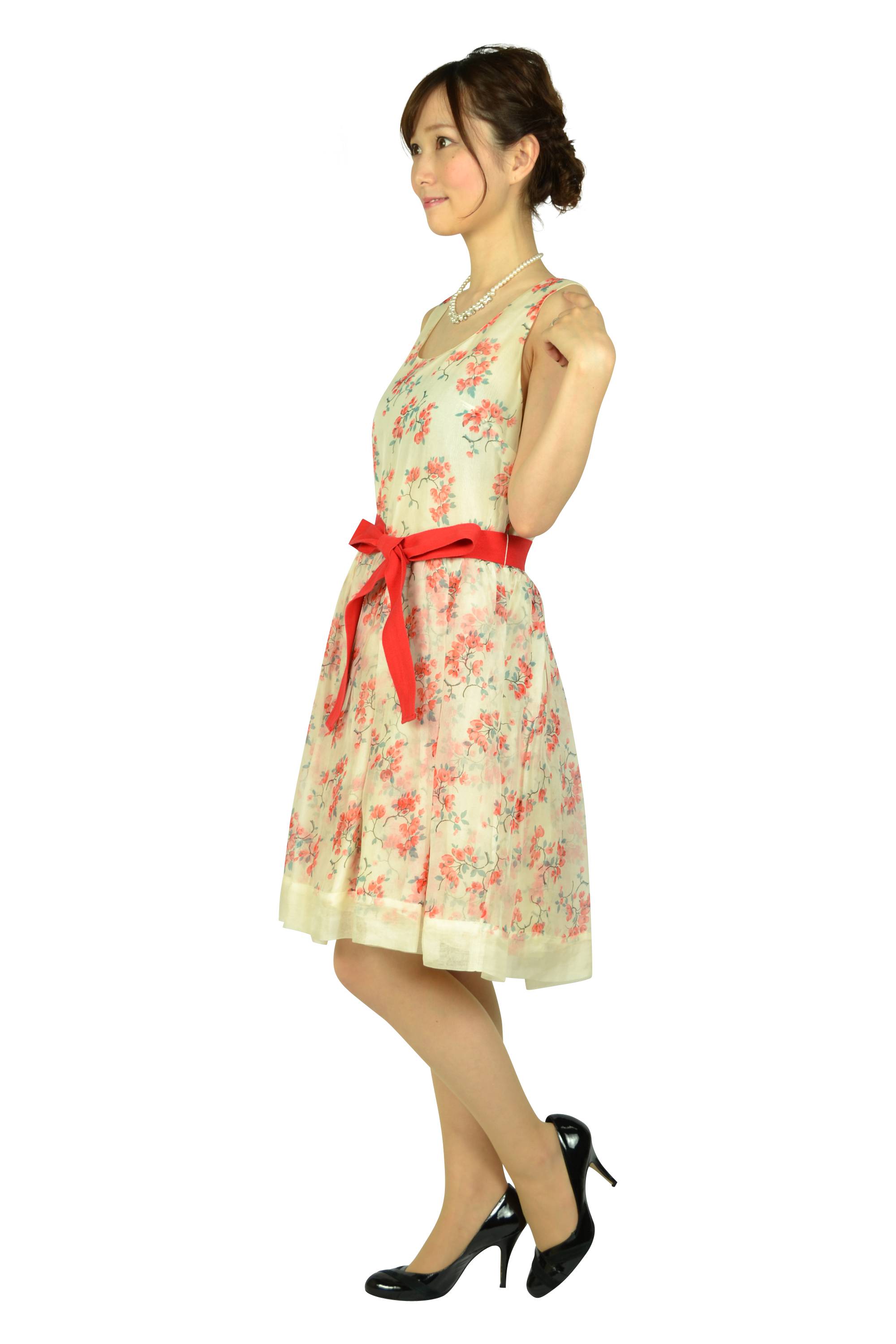 エクリュベージュ小花柄ドレス