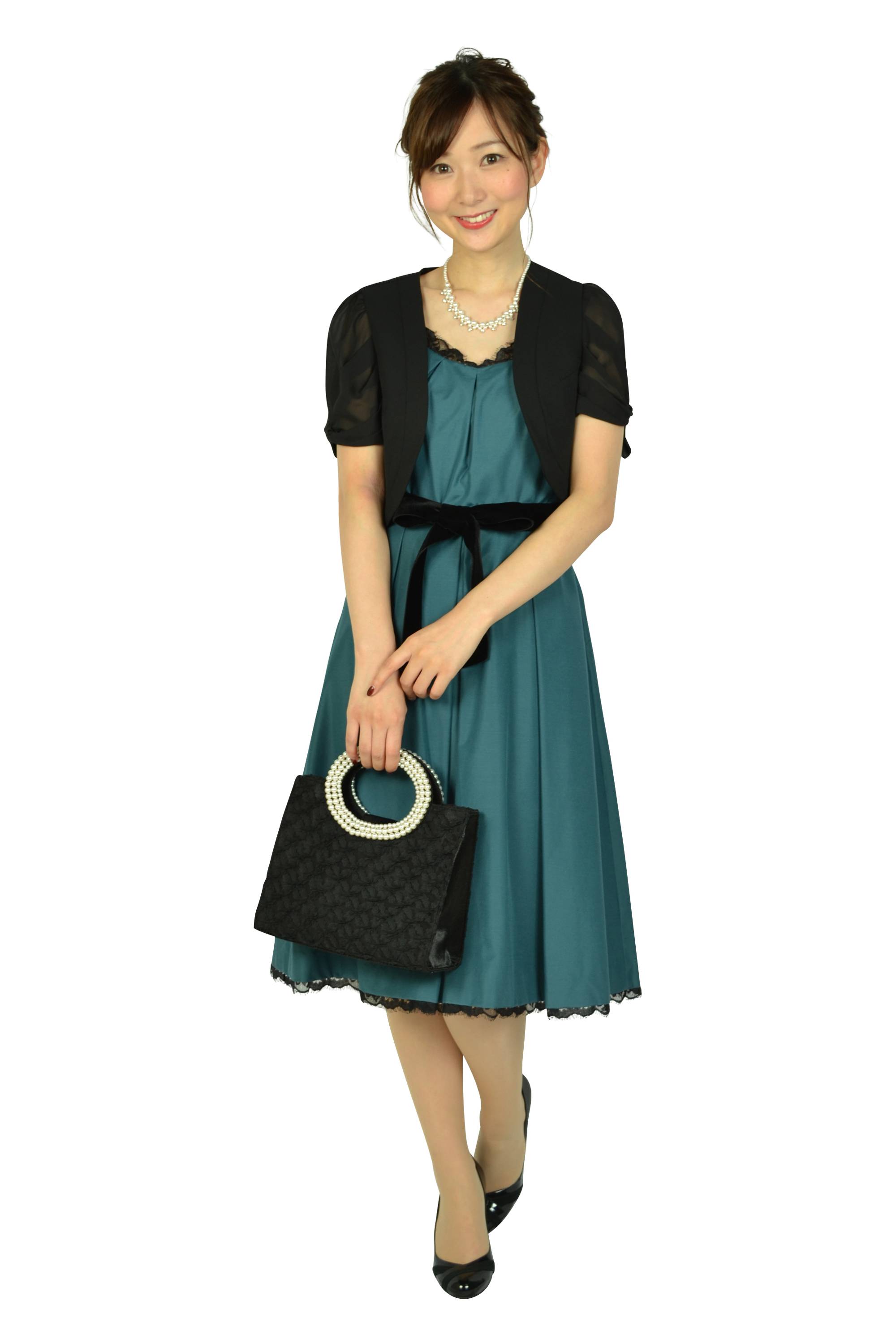 モスグリーン胸元レースドレス