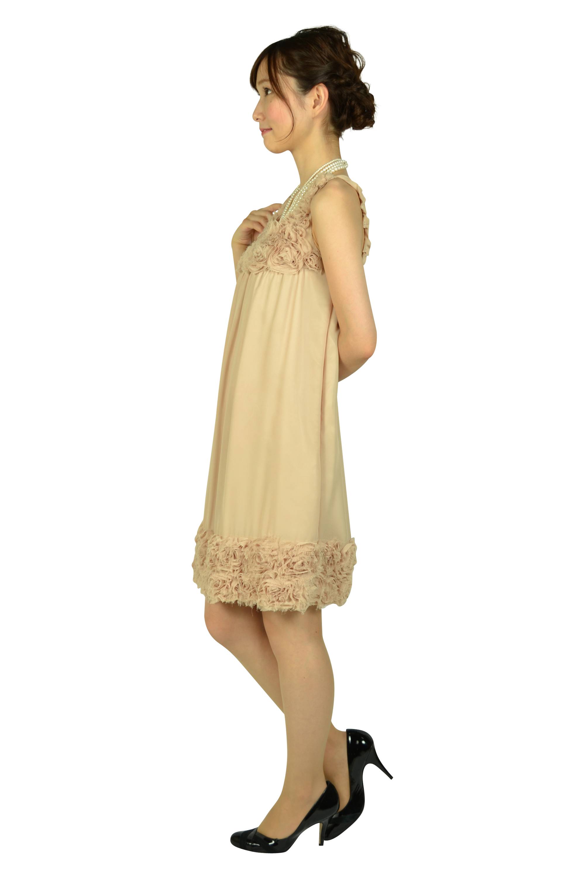 ベージュローズモチーフドレス