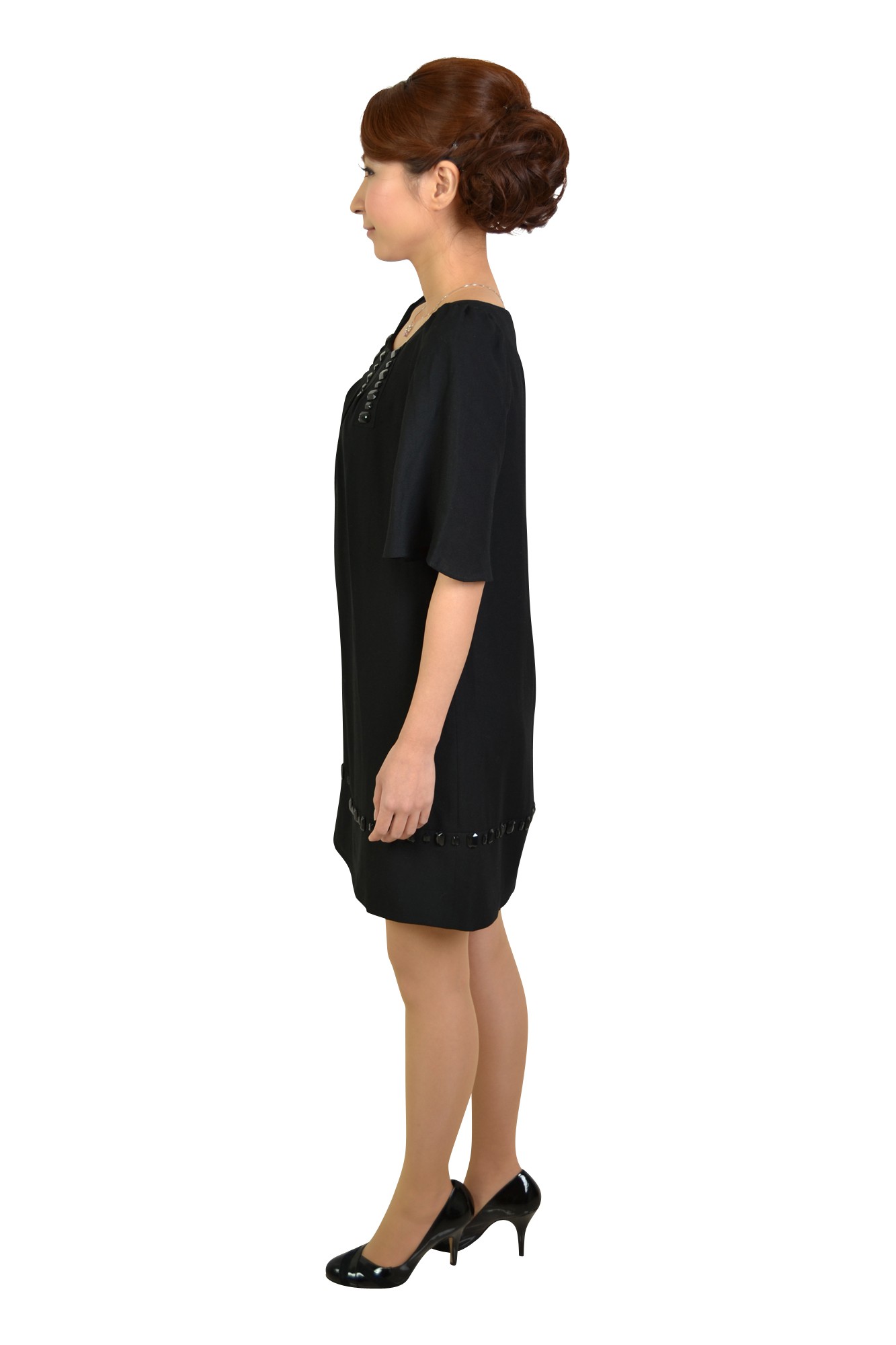 ブラックスタッズ付き半袖ドレス
