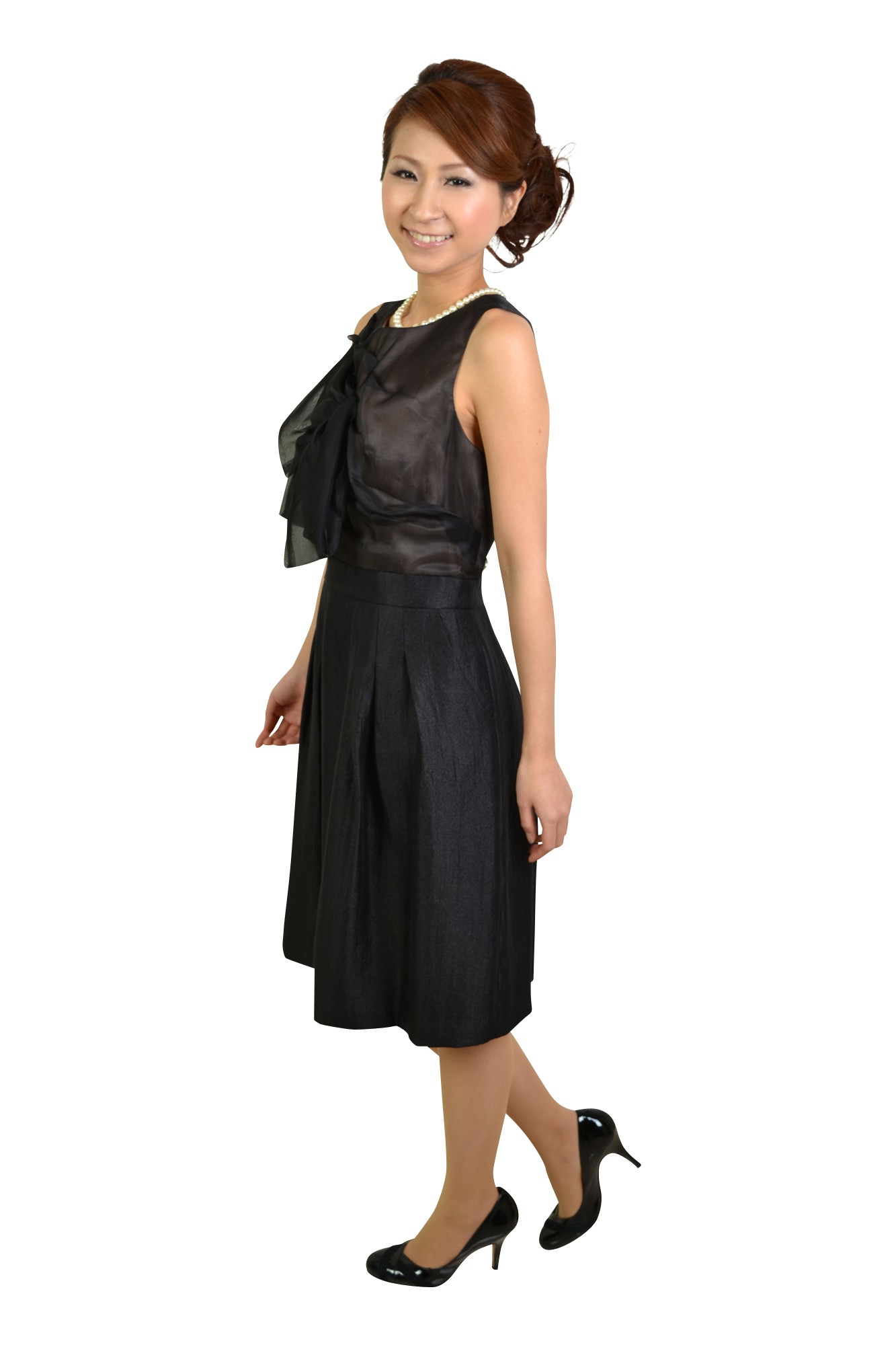 ブラック胸デザインドレス