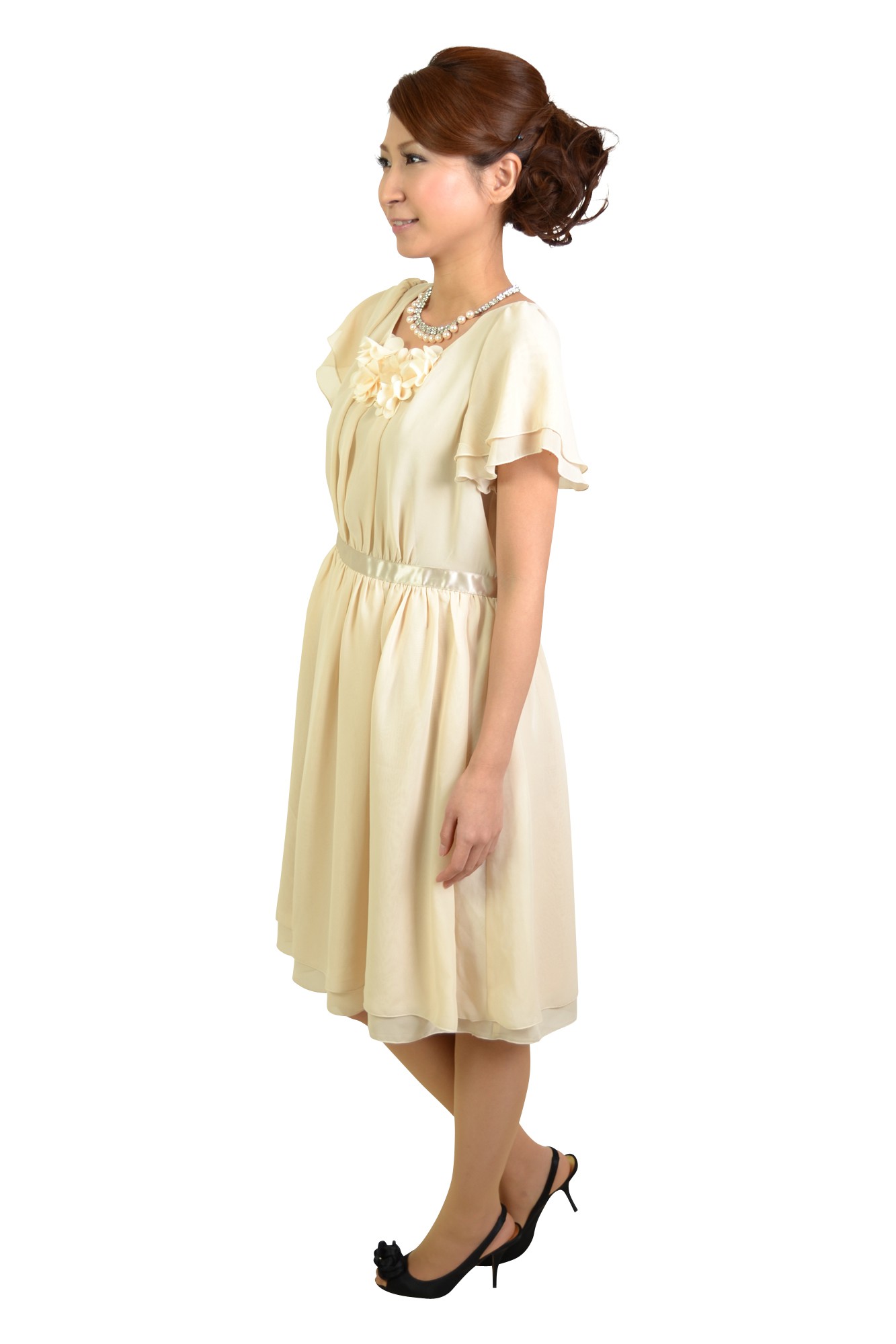 ふんわりミニ袖アイボリードレス