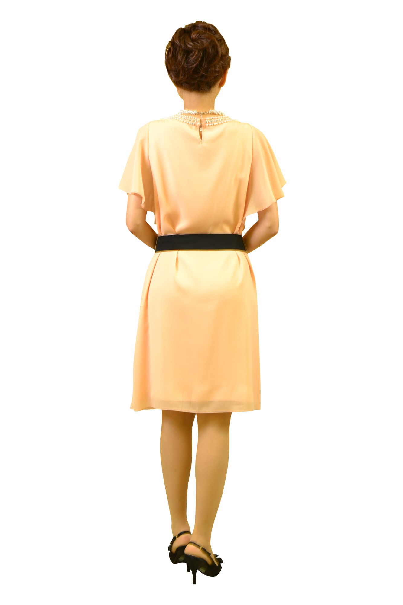 ピーチカラーガーリードレス