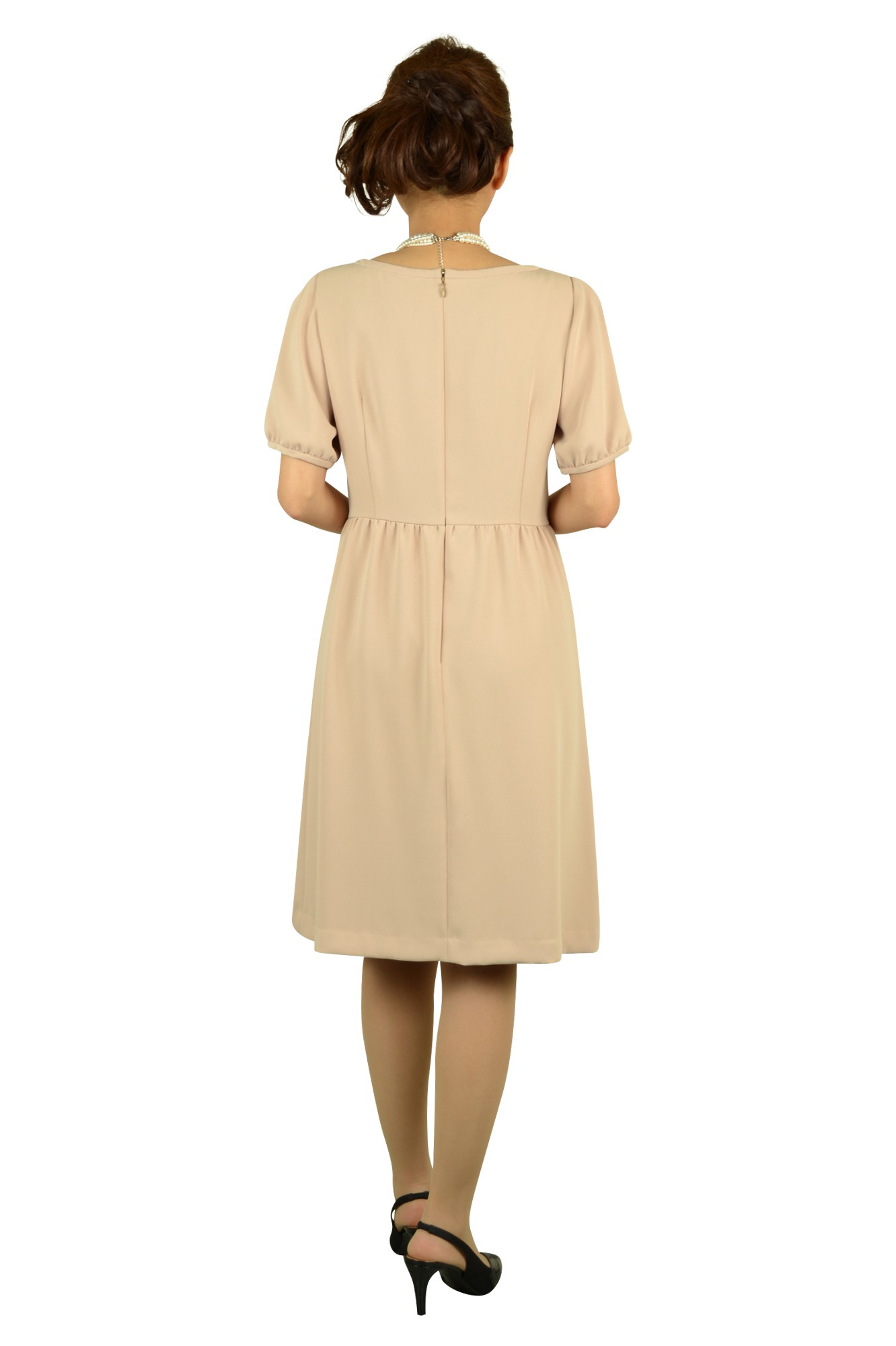 ミニ袖フロッキーベージュドレス