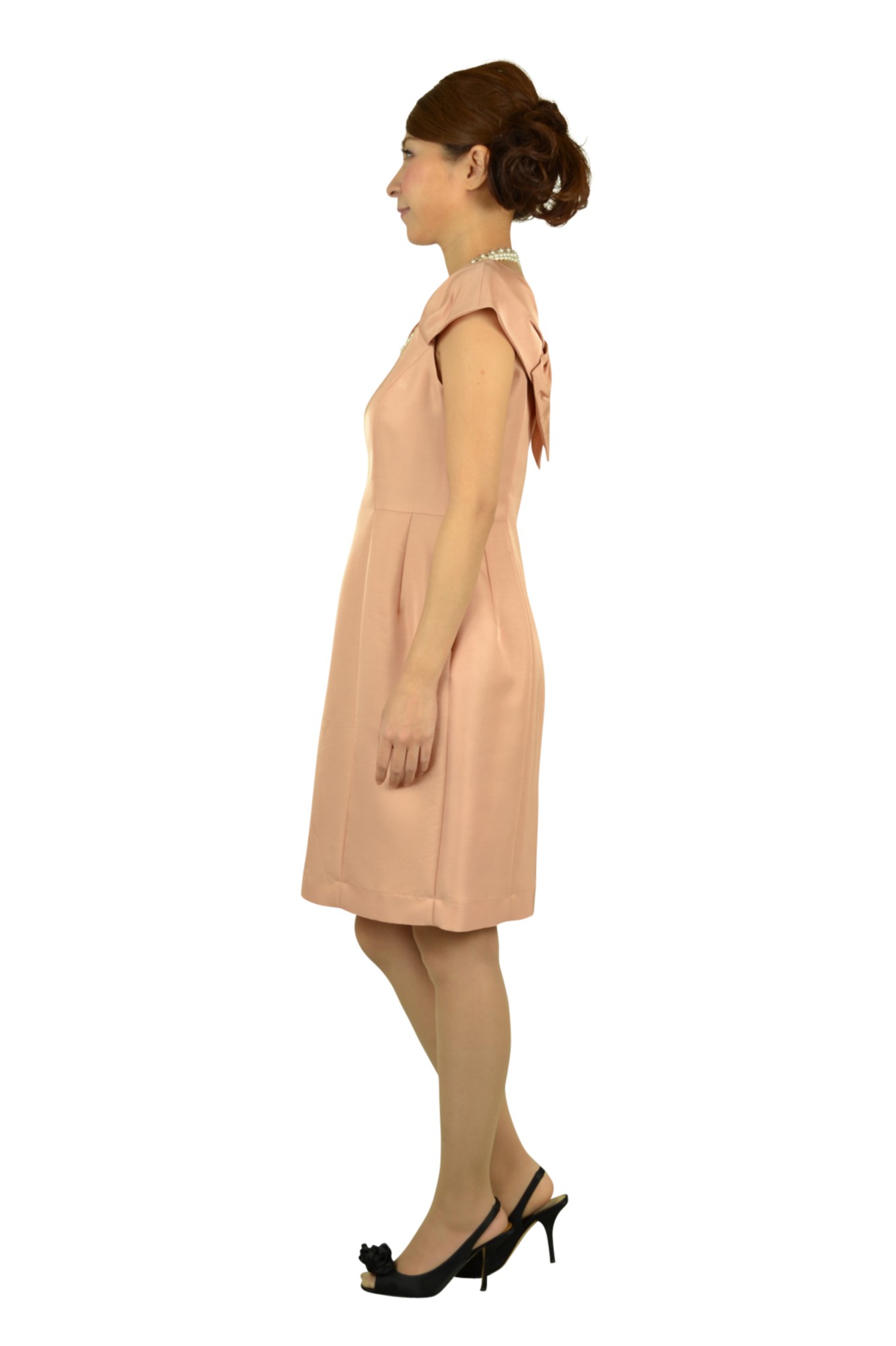 上品バックリボンピンクドレス