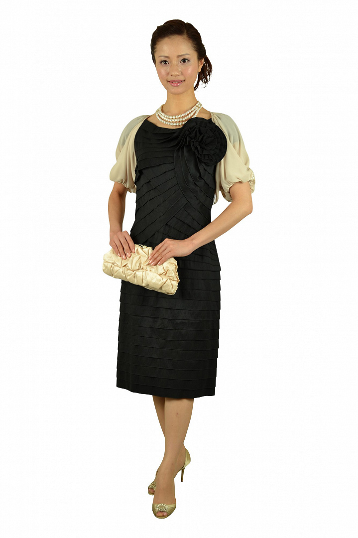 上質ブラックティアードドレス