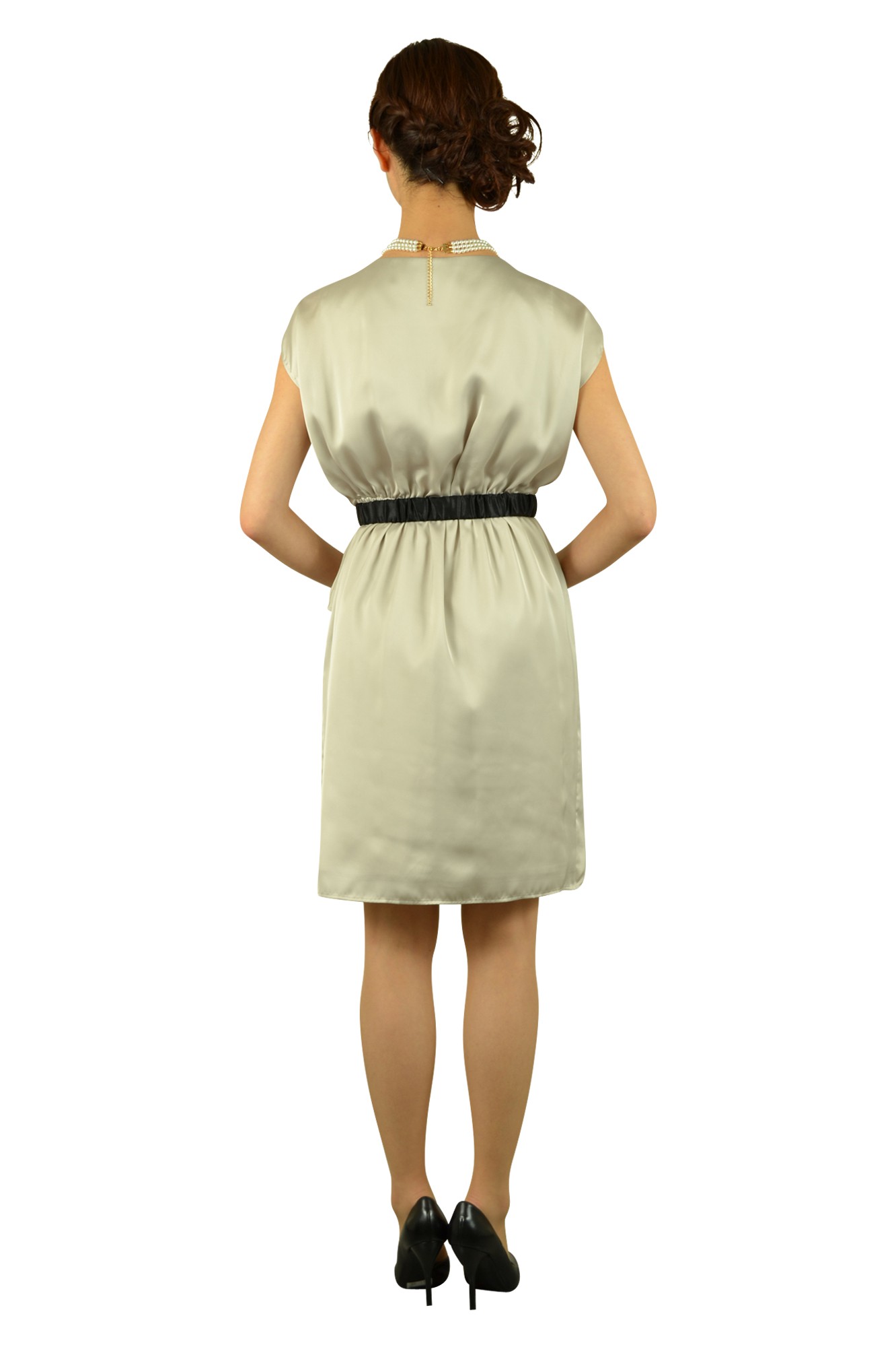 ベルト付きシャンパンドレス