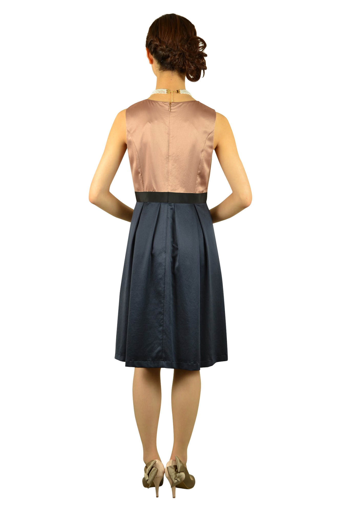 キャメル&times;ネイビーバイカラードレス