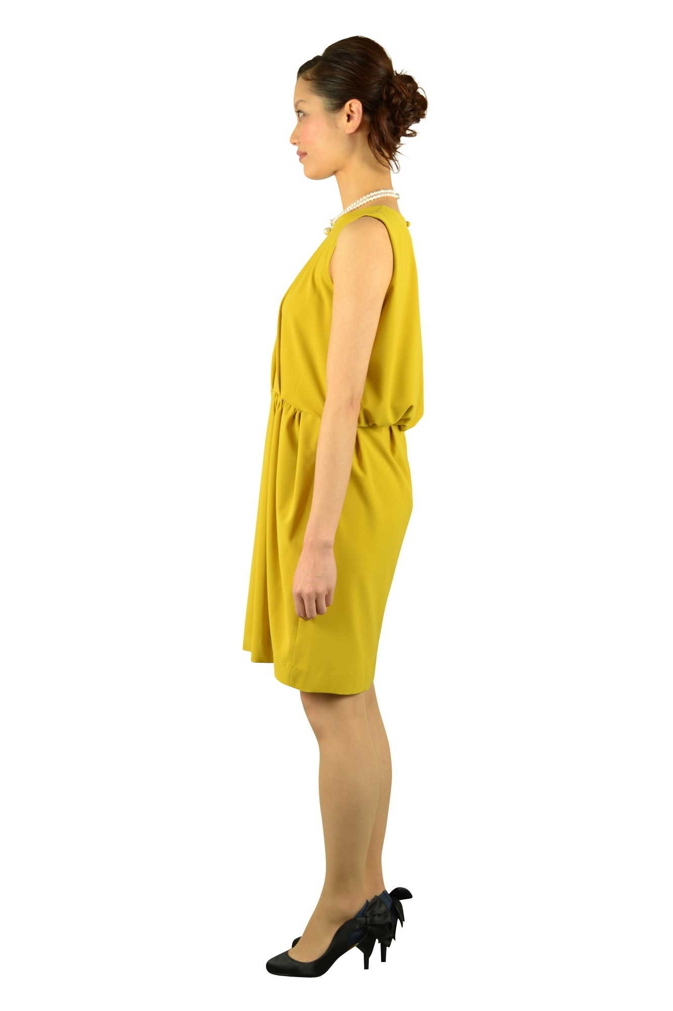 マスタードカラードレス