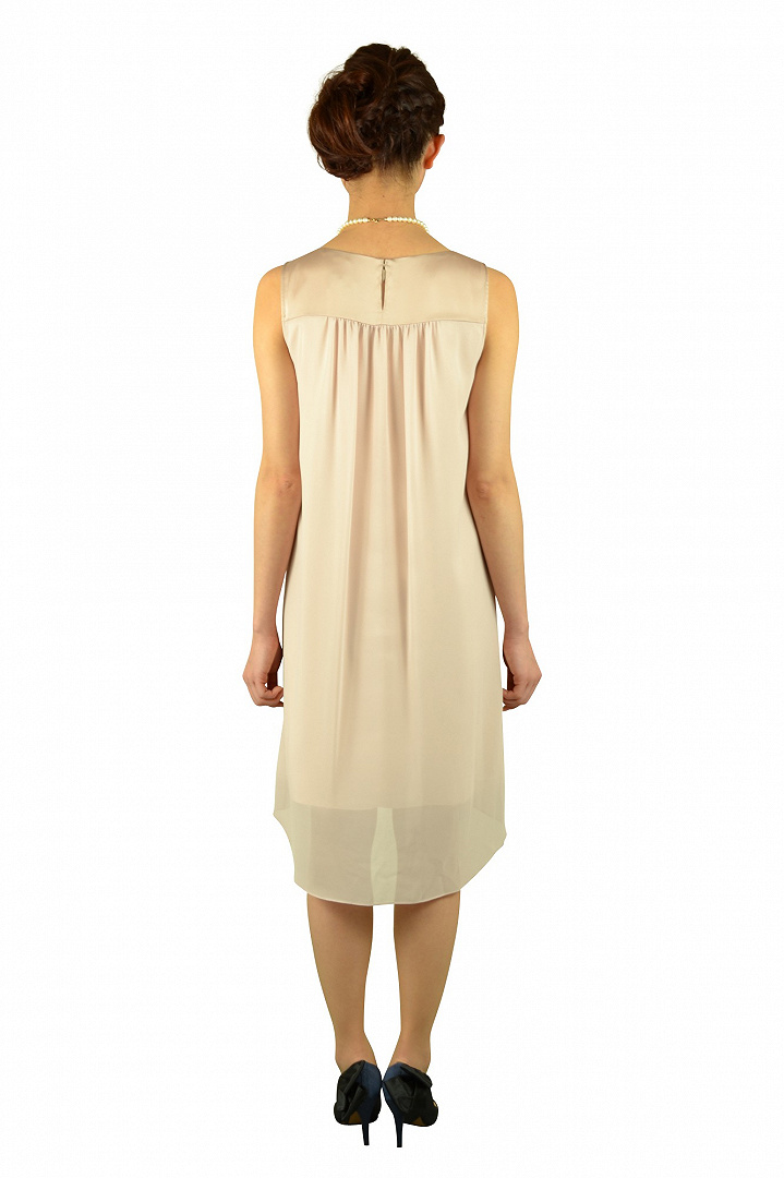 刺繍シフォンベージュドレス