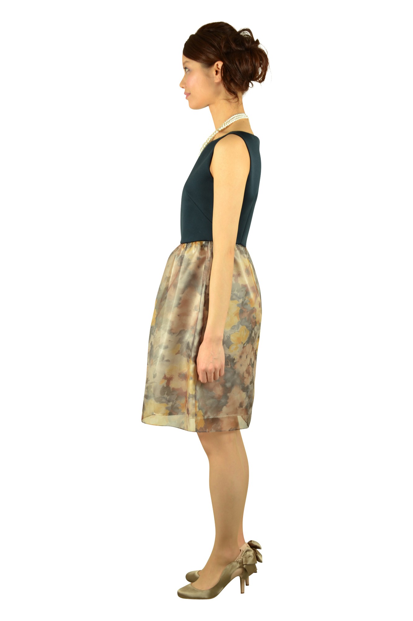 ネイビー&times;フラワードレス