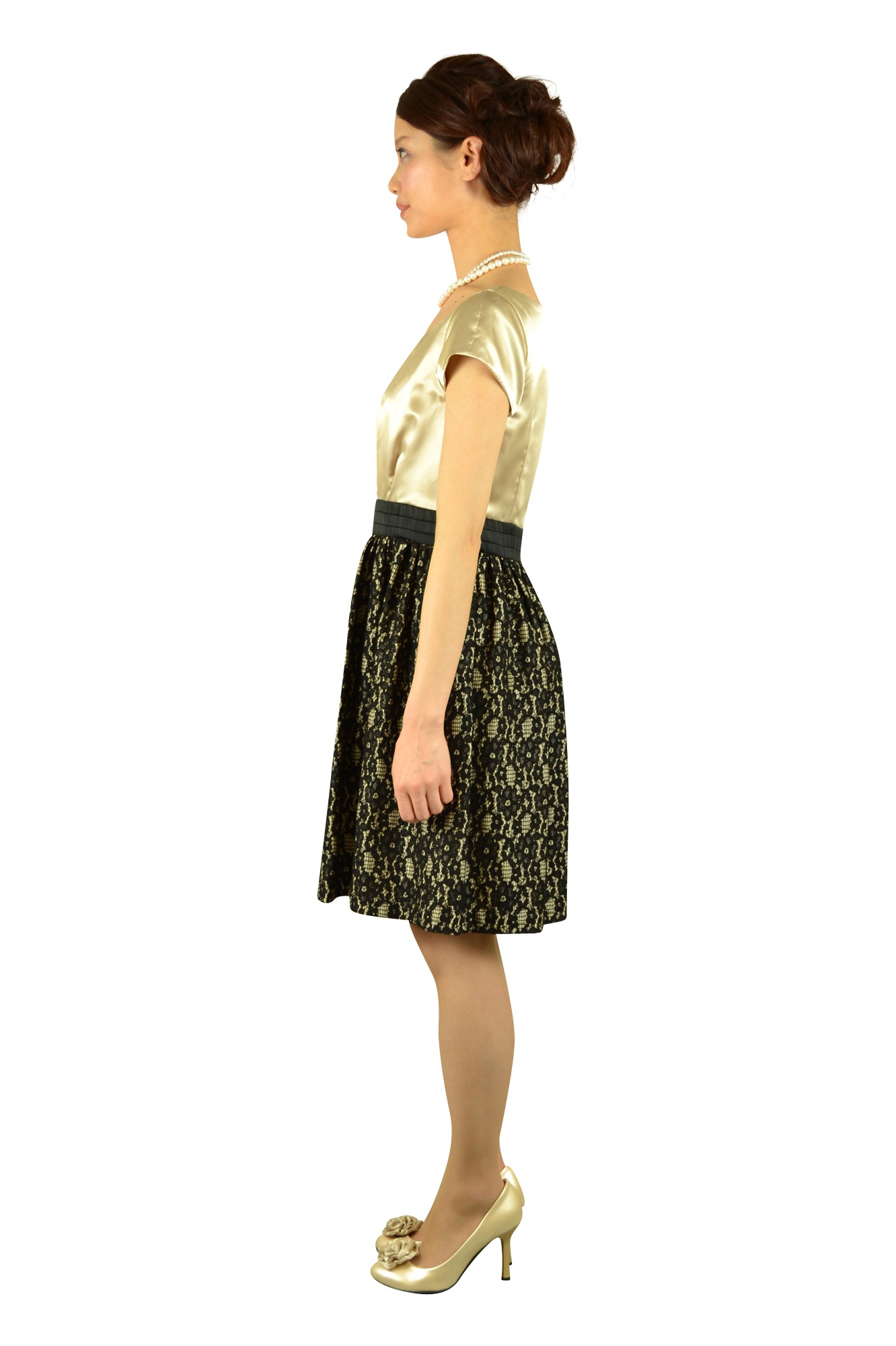 ミニ袖シャンパンレースドレス