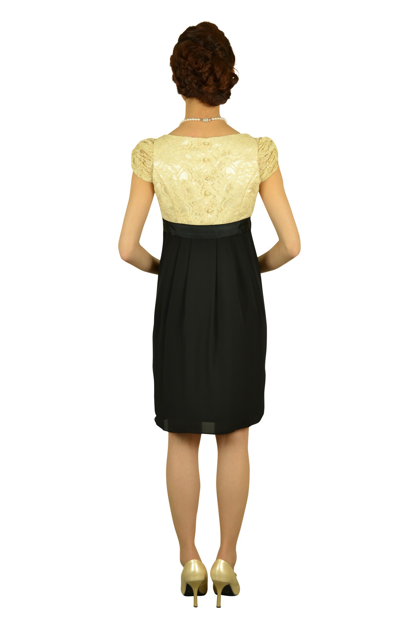 レース×ブラックパフスリーブドレス