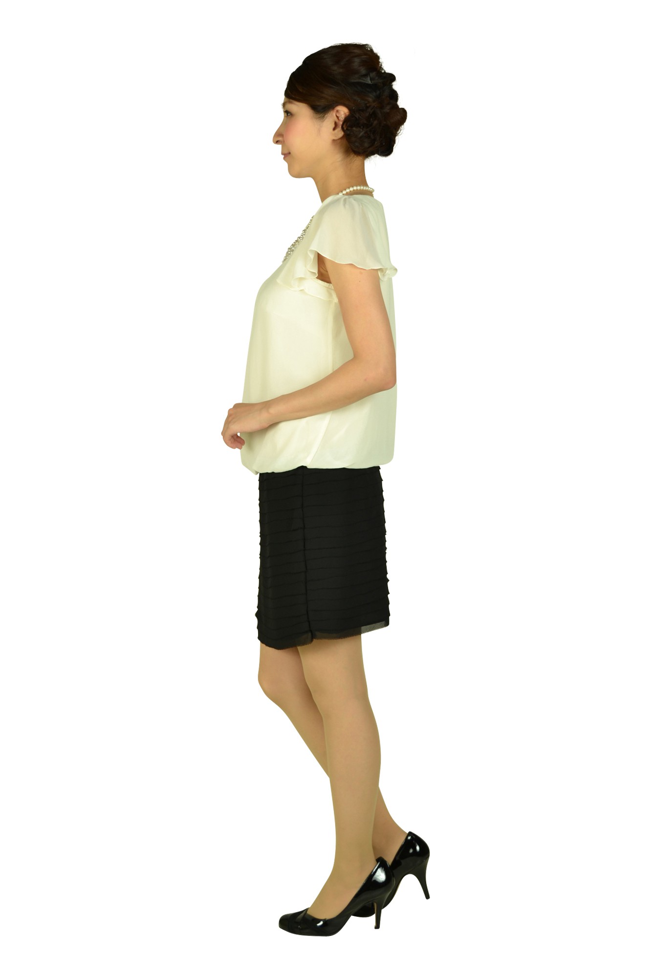 上品バイカラードレス