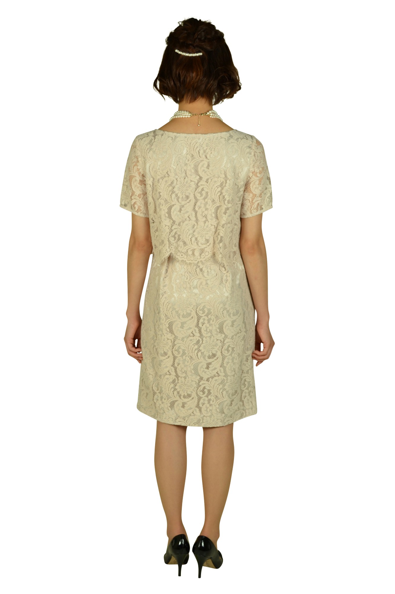 袖付きベージュピンクレースドレス