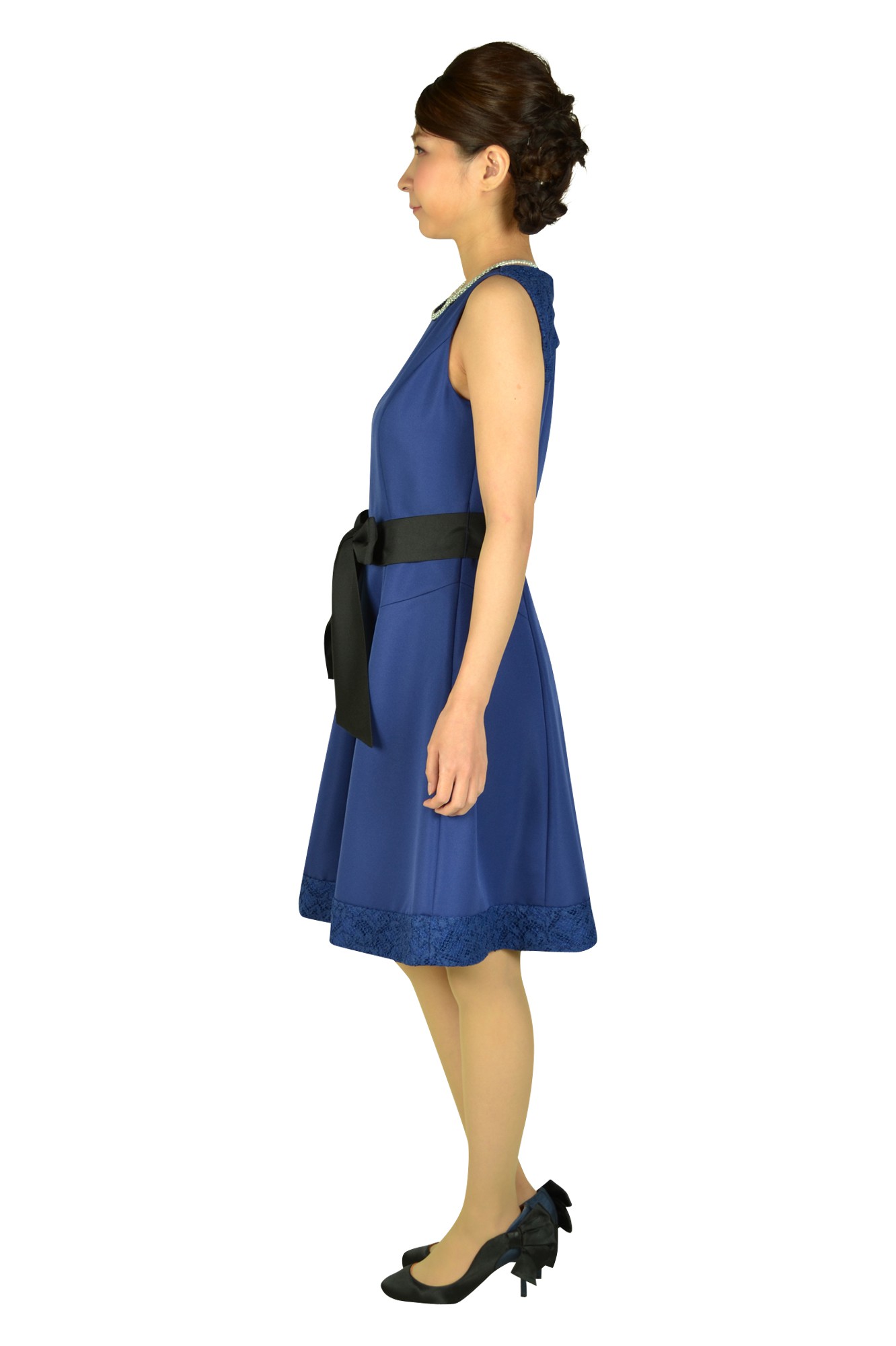 首元ビジュブルーフレアドレス