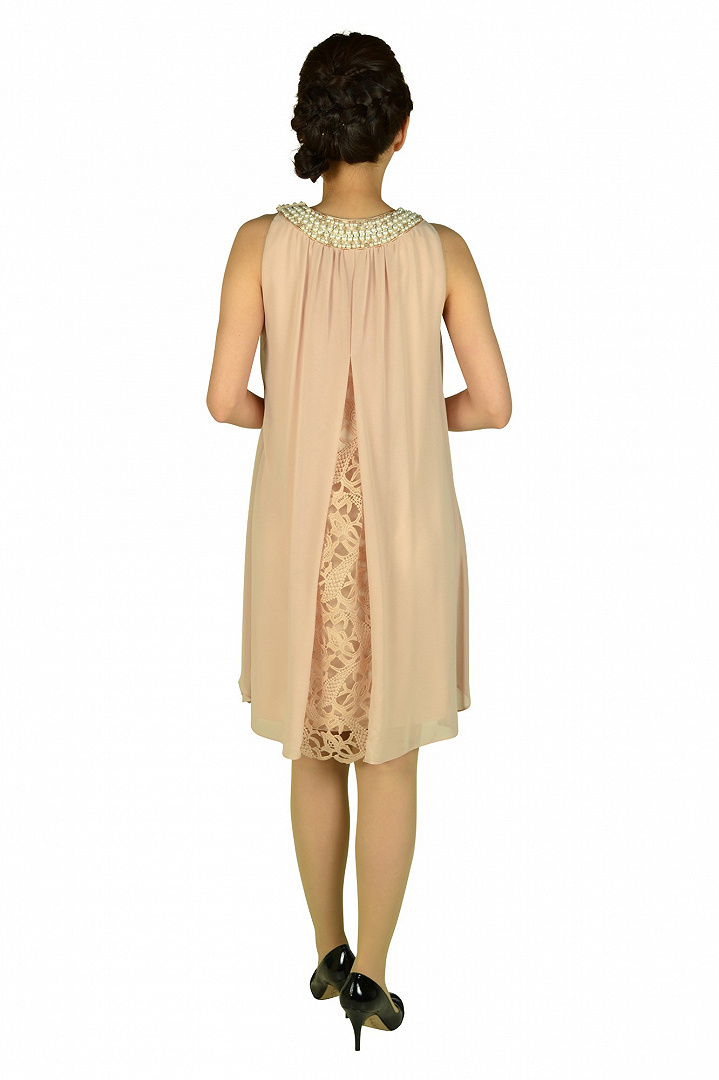 首元ビジュアメスリ風ピンクドレス