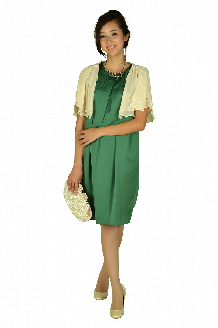 エレガントタックグリーンドレス