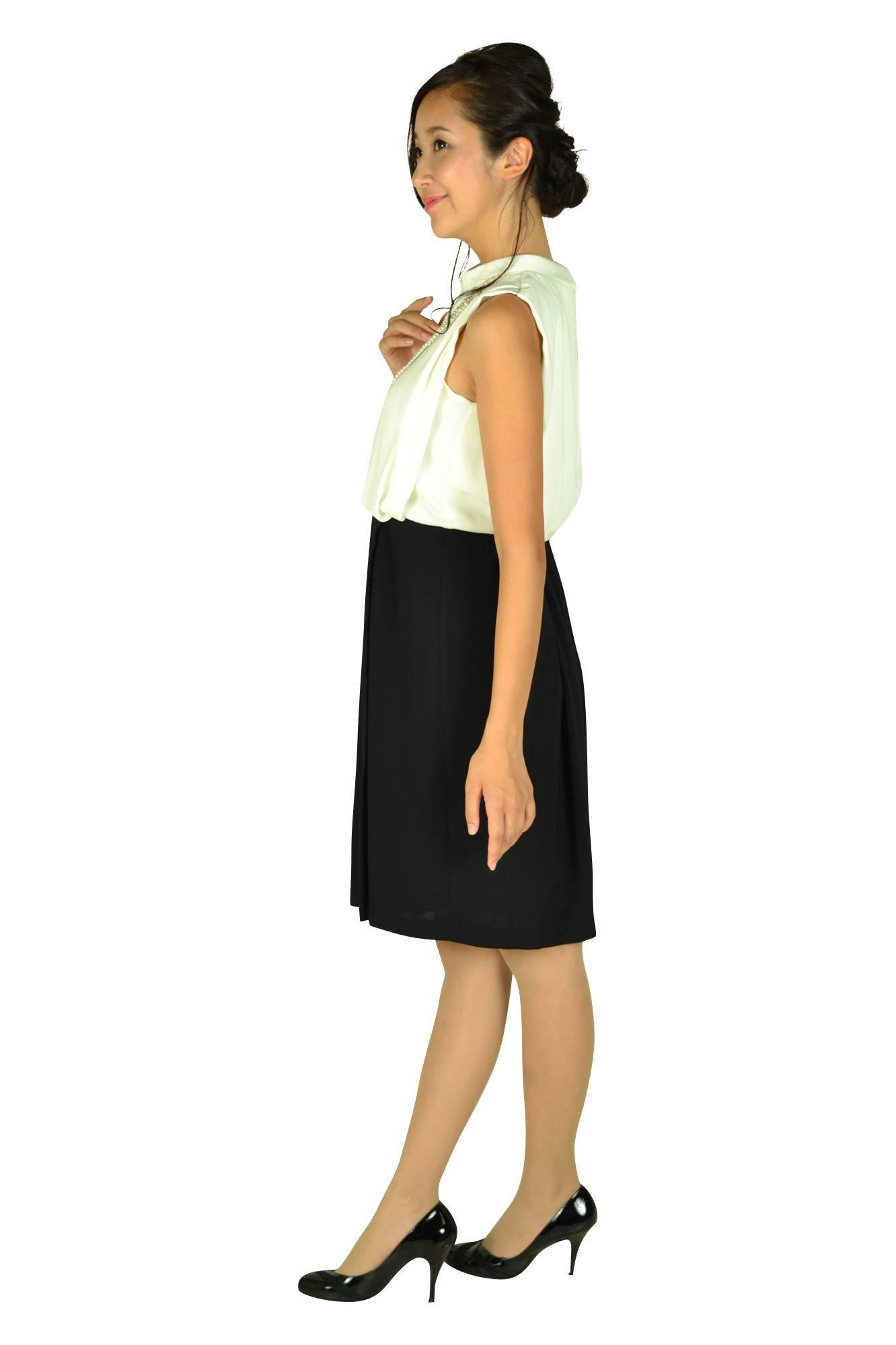 襟2wayホワイト×ブラックバイカラードレス