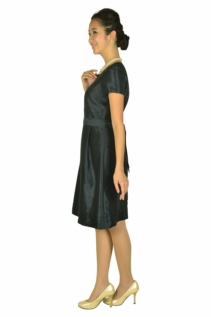 半袖シンプルシャンタンネイビードレス