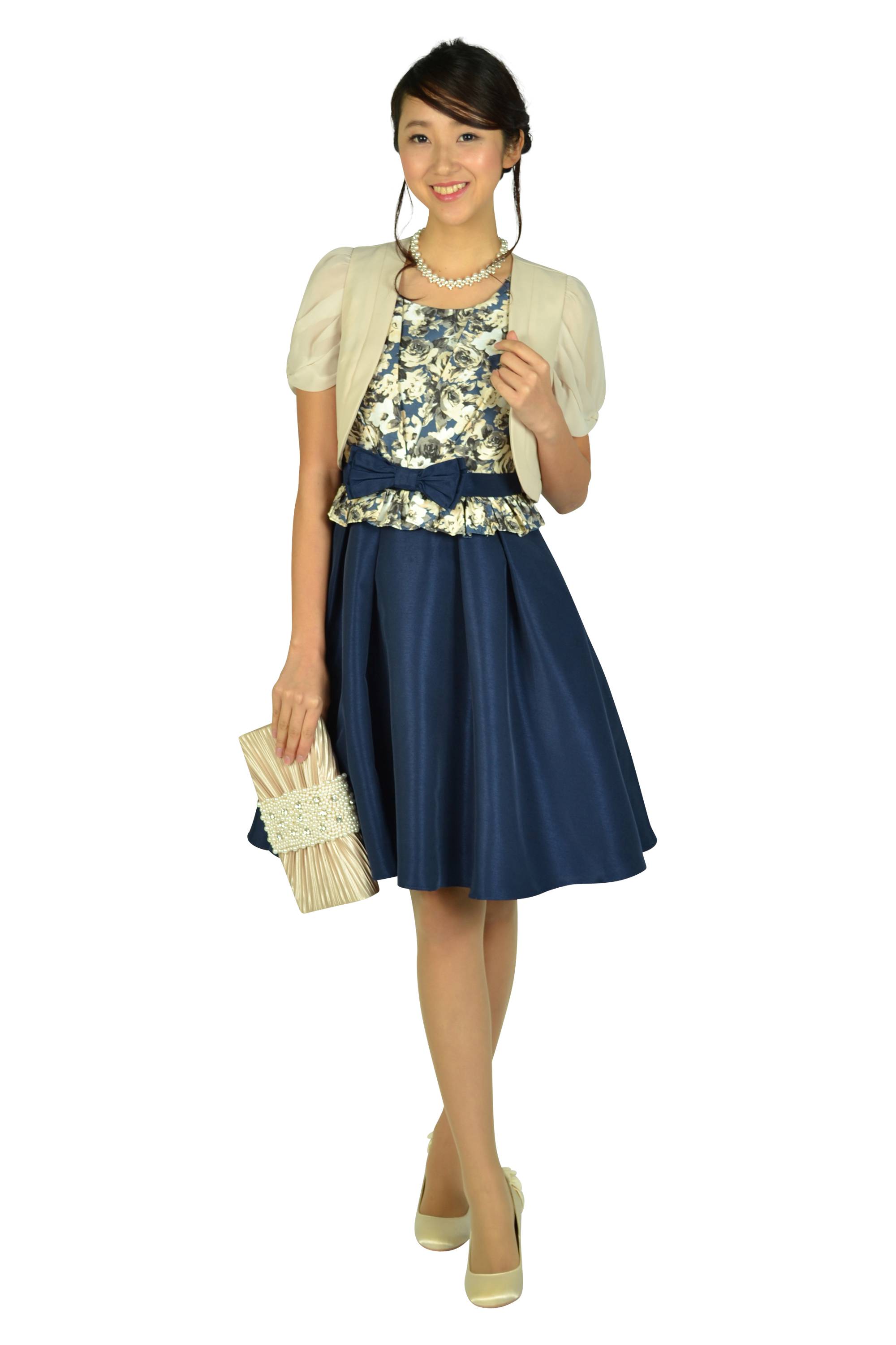 センターパールビジュシャンパンバッグ