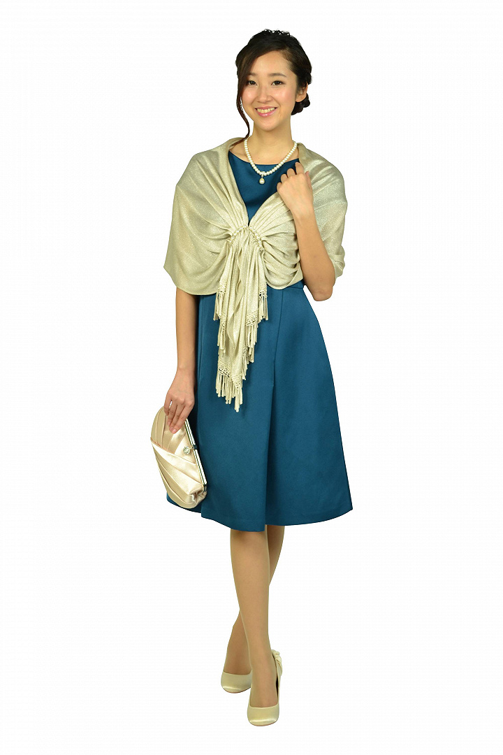 上質シンプルブルードレス