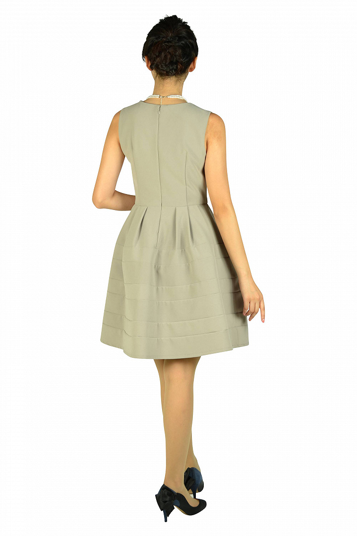 豪華ビジュグレードレス