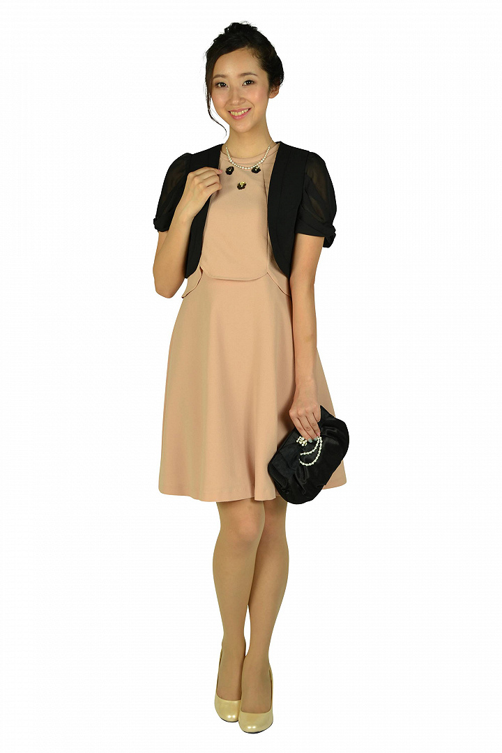 セパレート風デザインピンクベージュドレス