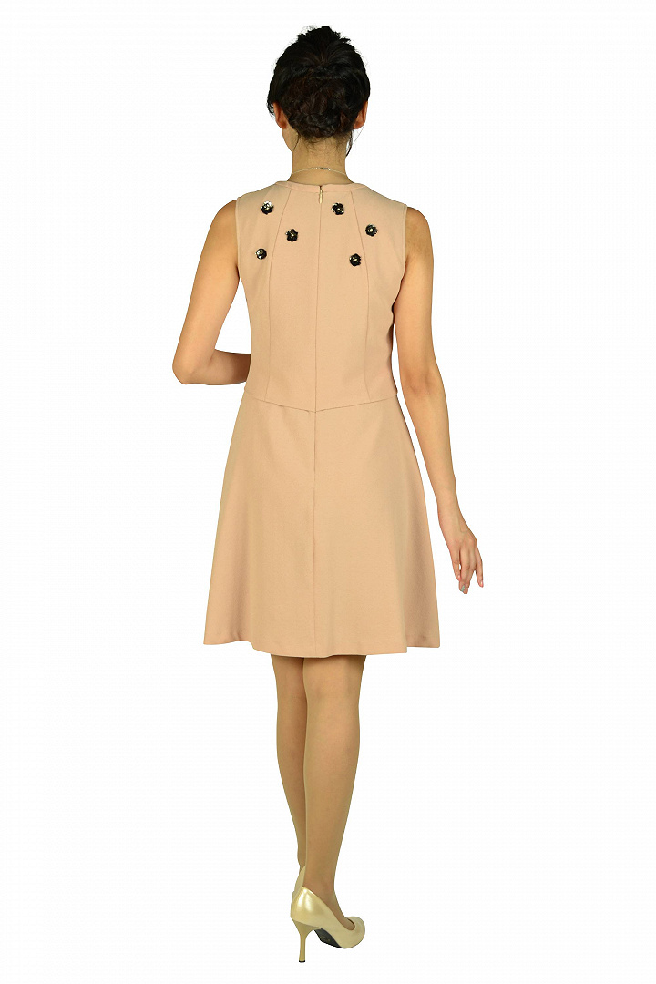 セパレート風デザインピンクベージュドレス