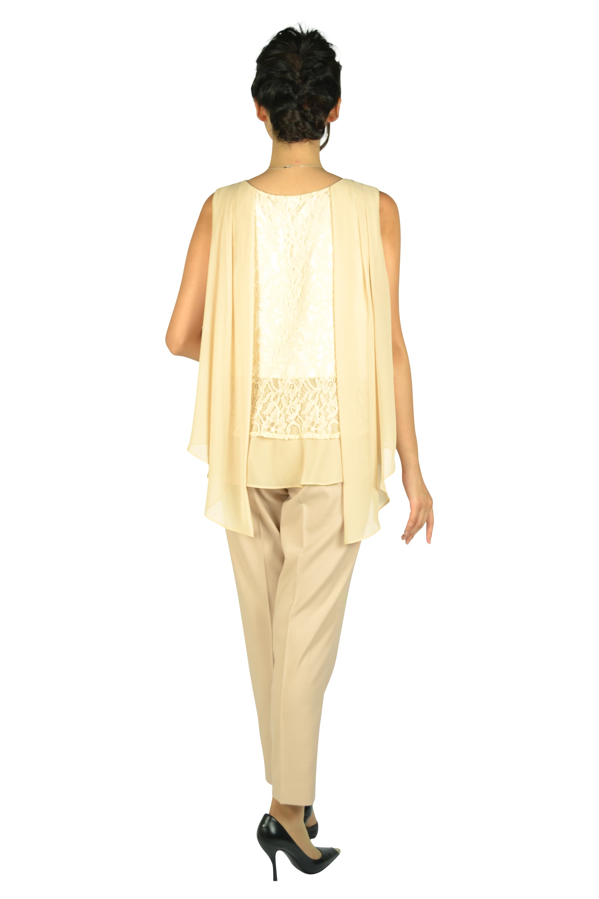 異素材ベージュパンツドレス