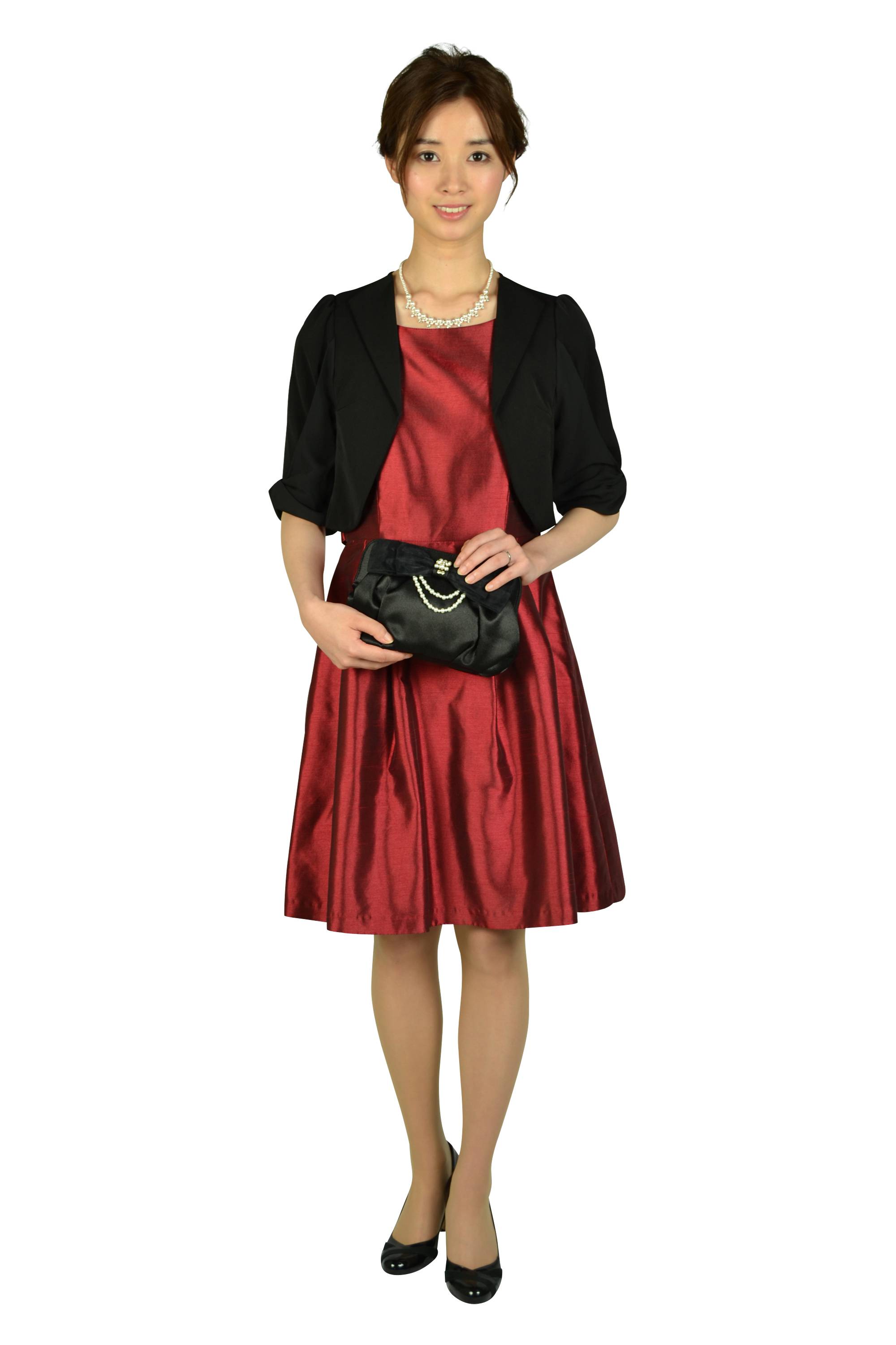 バックレース&タックボルドードレス