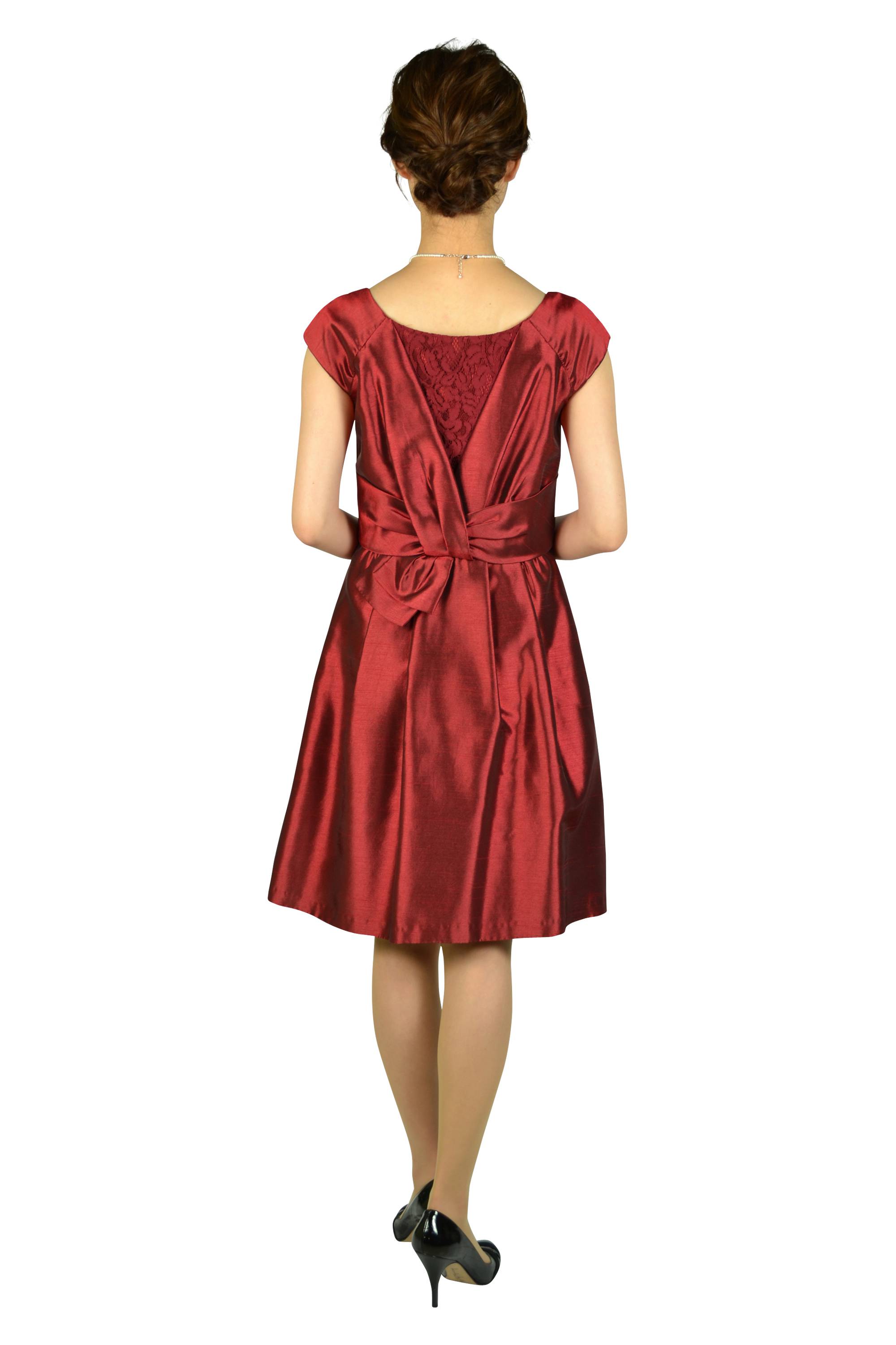 バックレース&タックボルドードレス