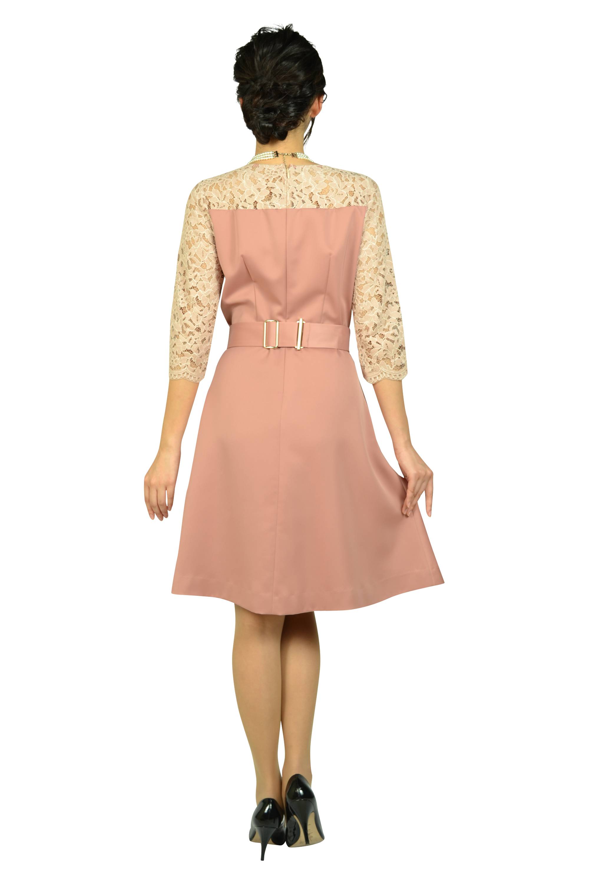 袖レースピンクベージュドレス