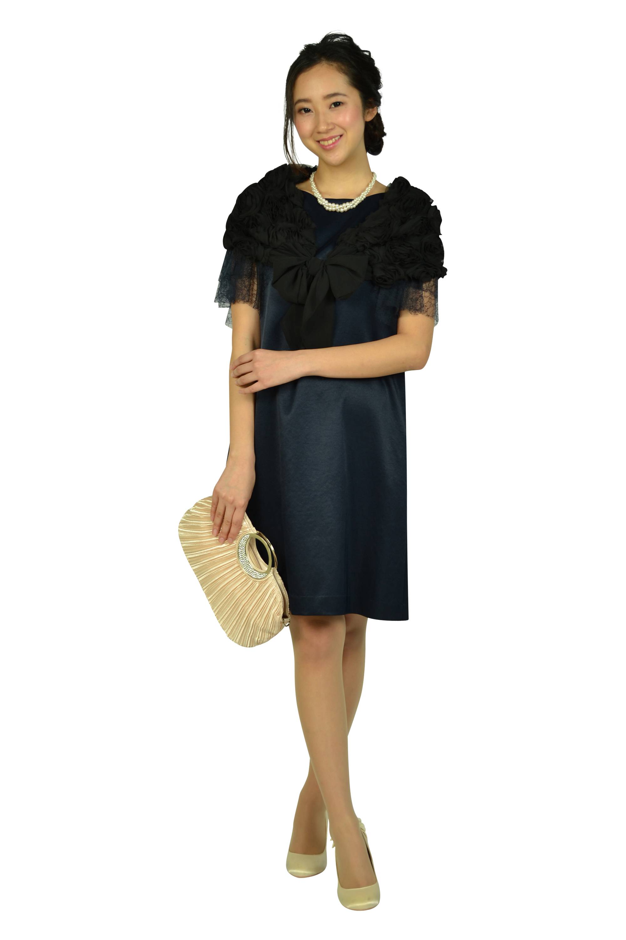 レースティアードスリーブネイビードレス