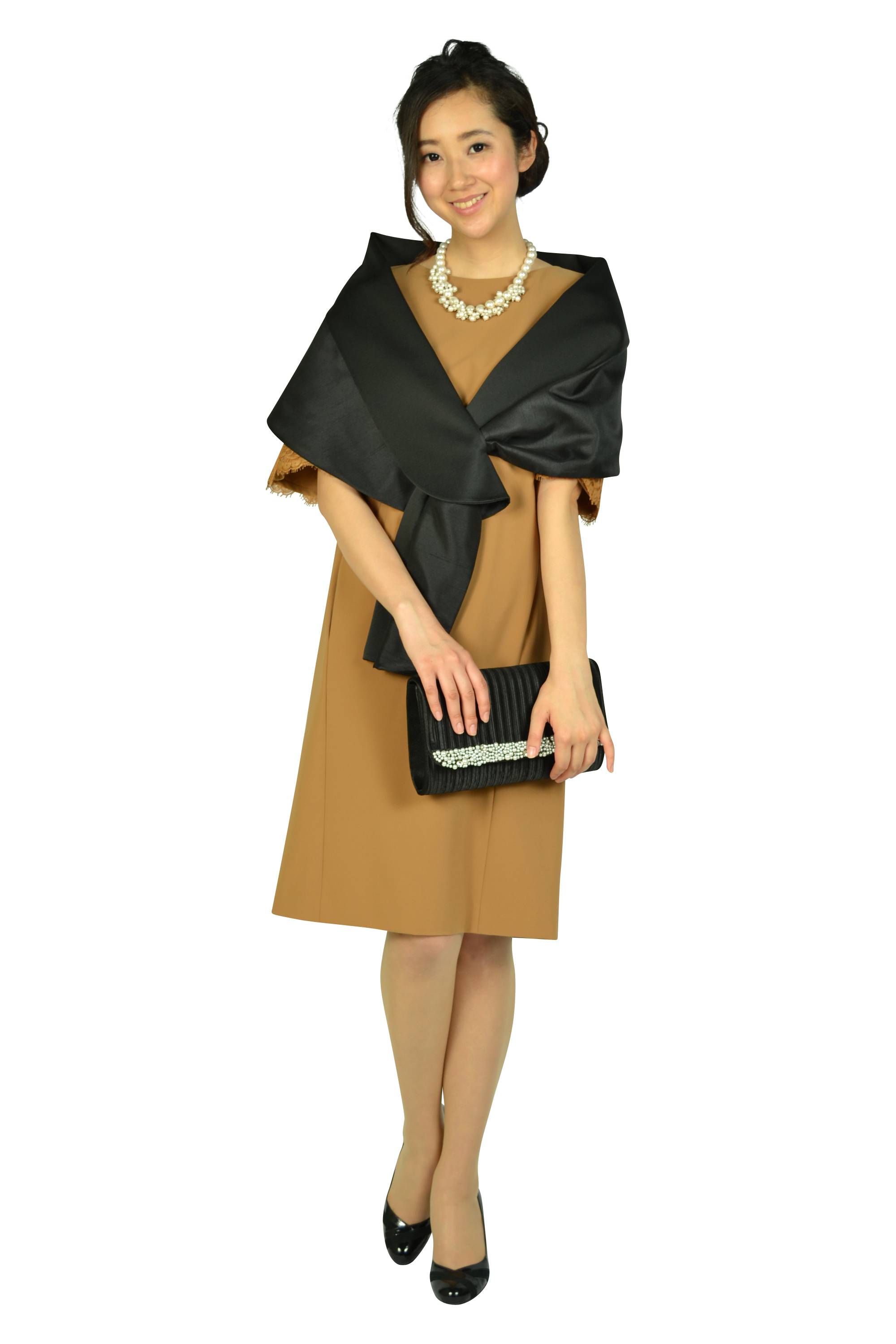 プリーツスクエアブラックバッグ