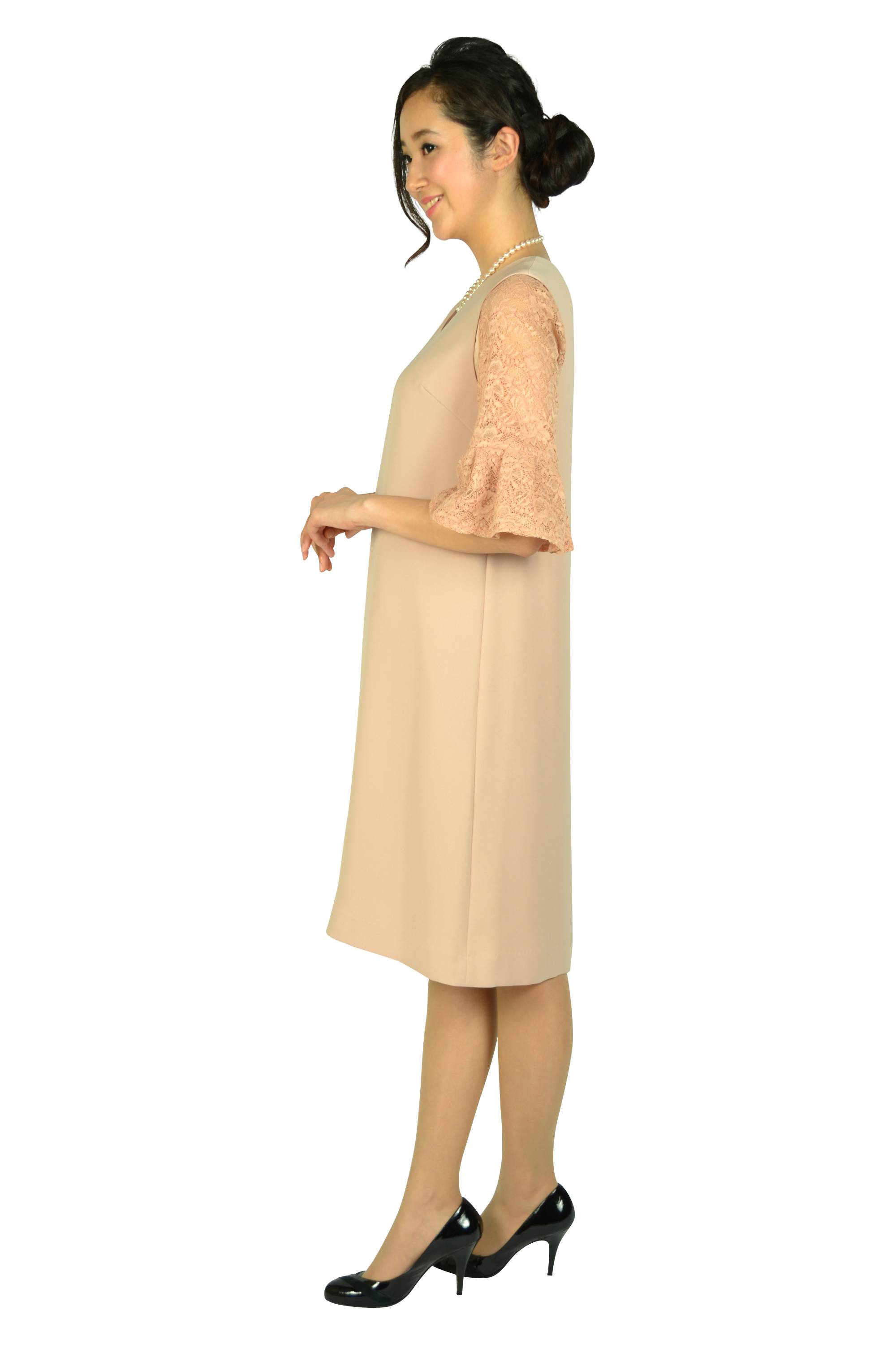 インナーレース袖付きピンクベージュドレス