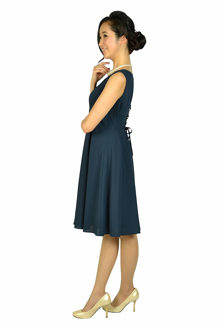編み上げタックネイビードレス