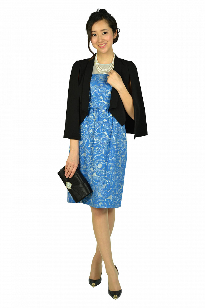 フラワー刺繍ブルードレス