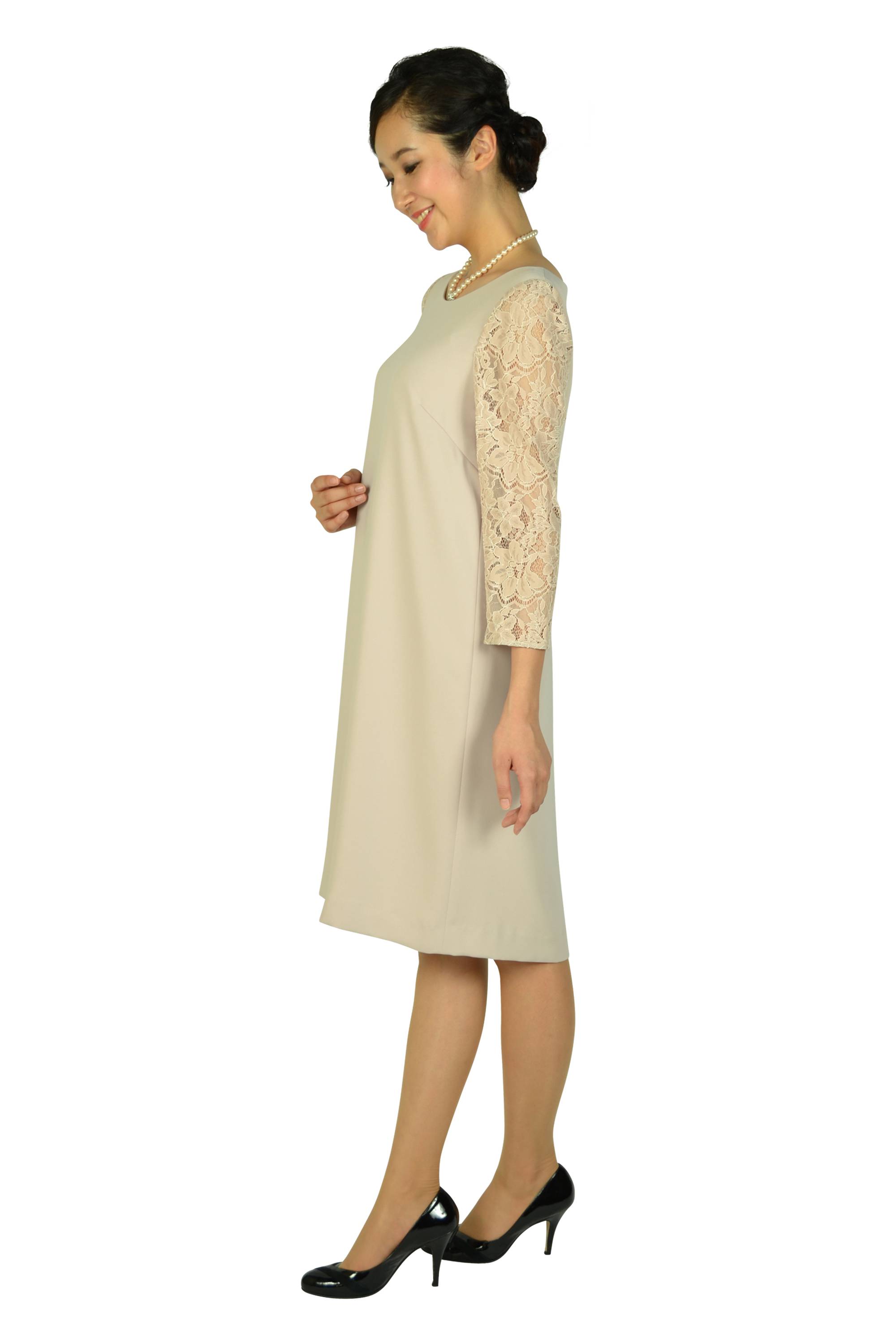 袖シースルーレースピンクベージュドレス