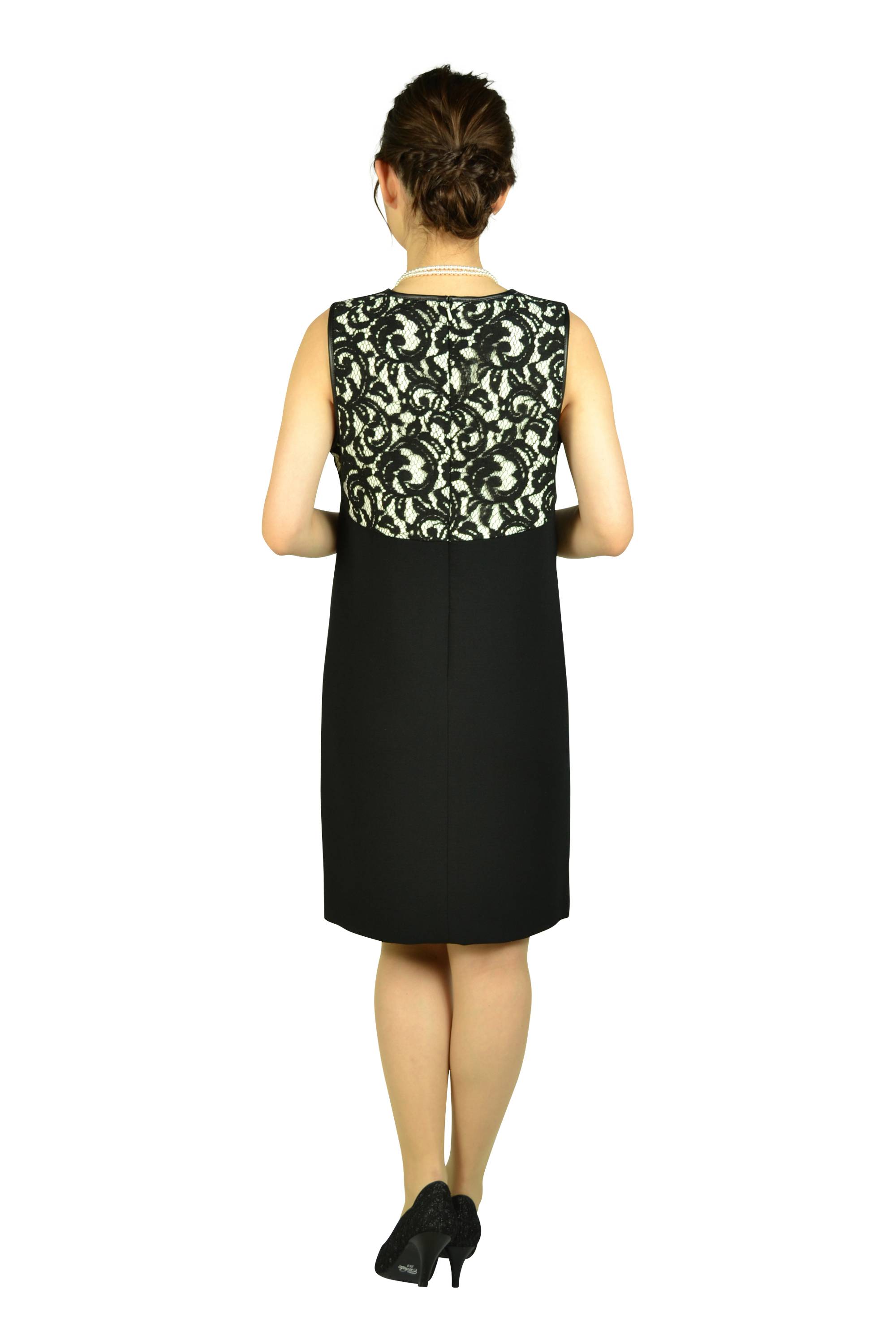 Iラインホワイト×レースブラックドレス