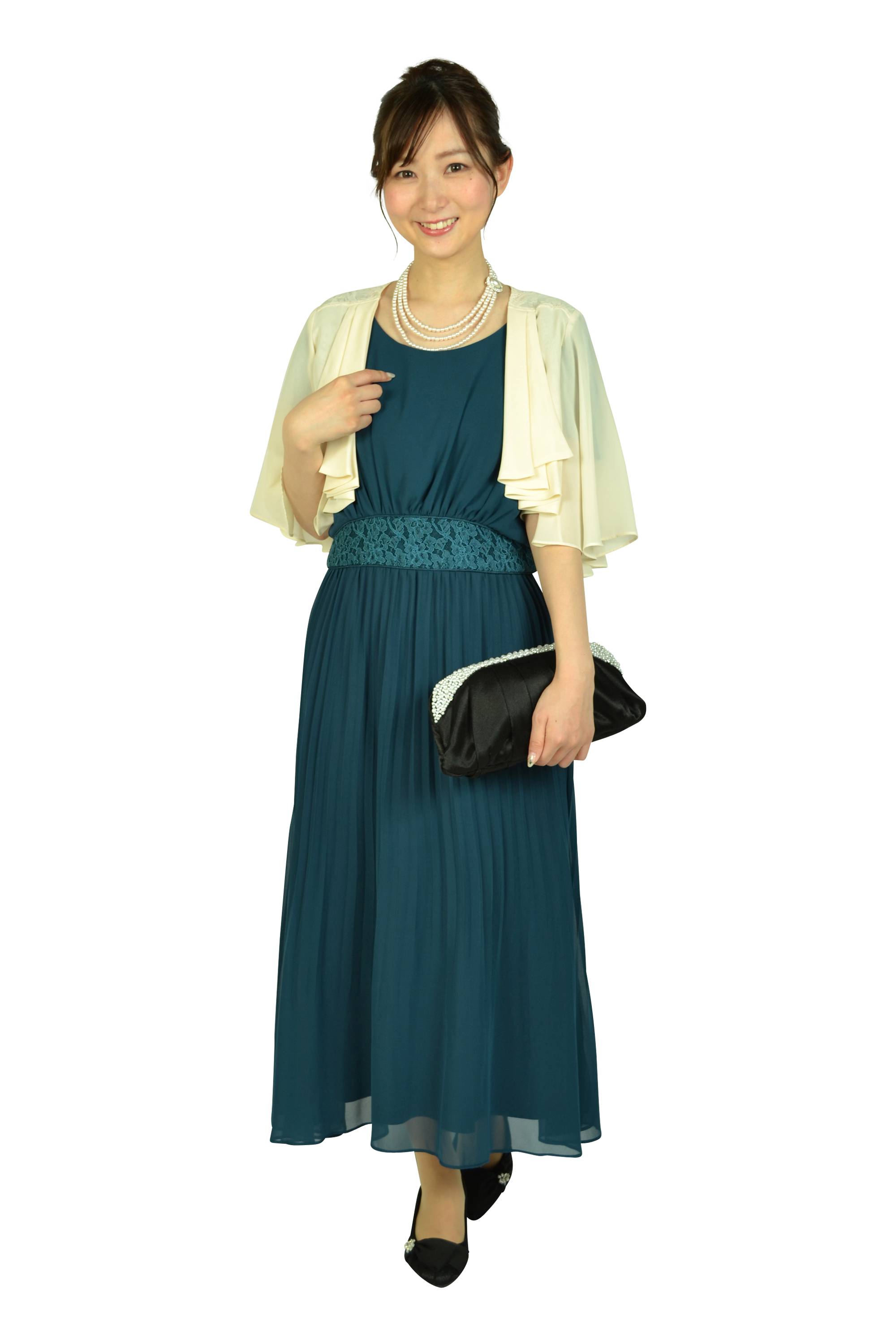 華やかタックブラックバッグ