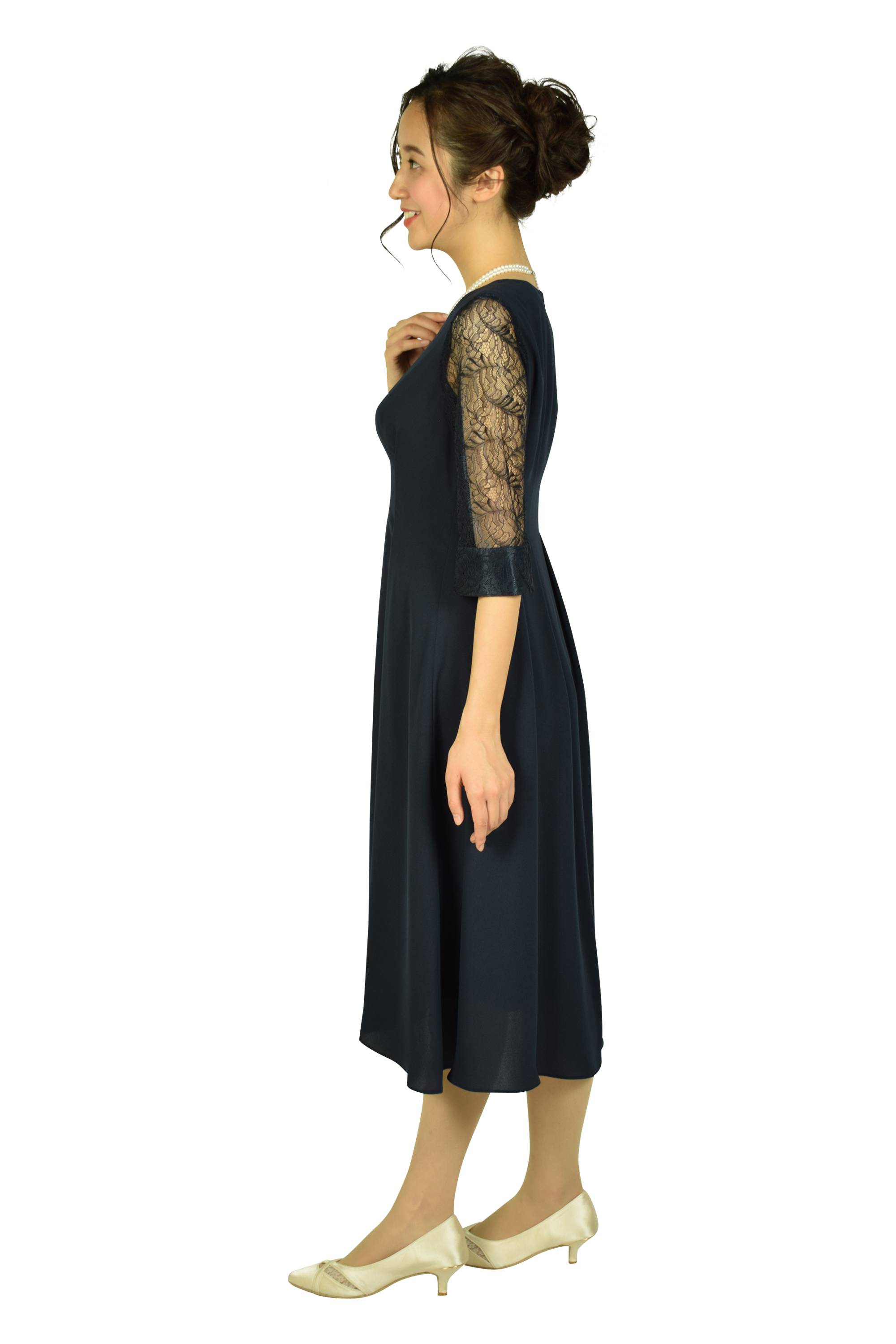 Vネック袖レースネイビードレス