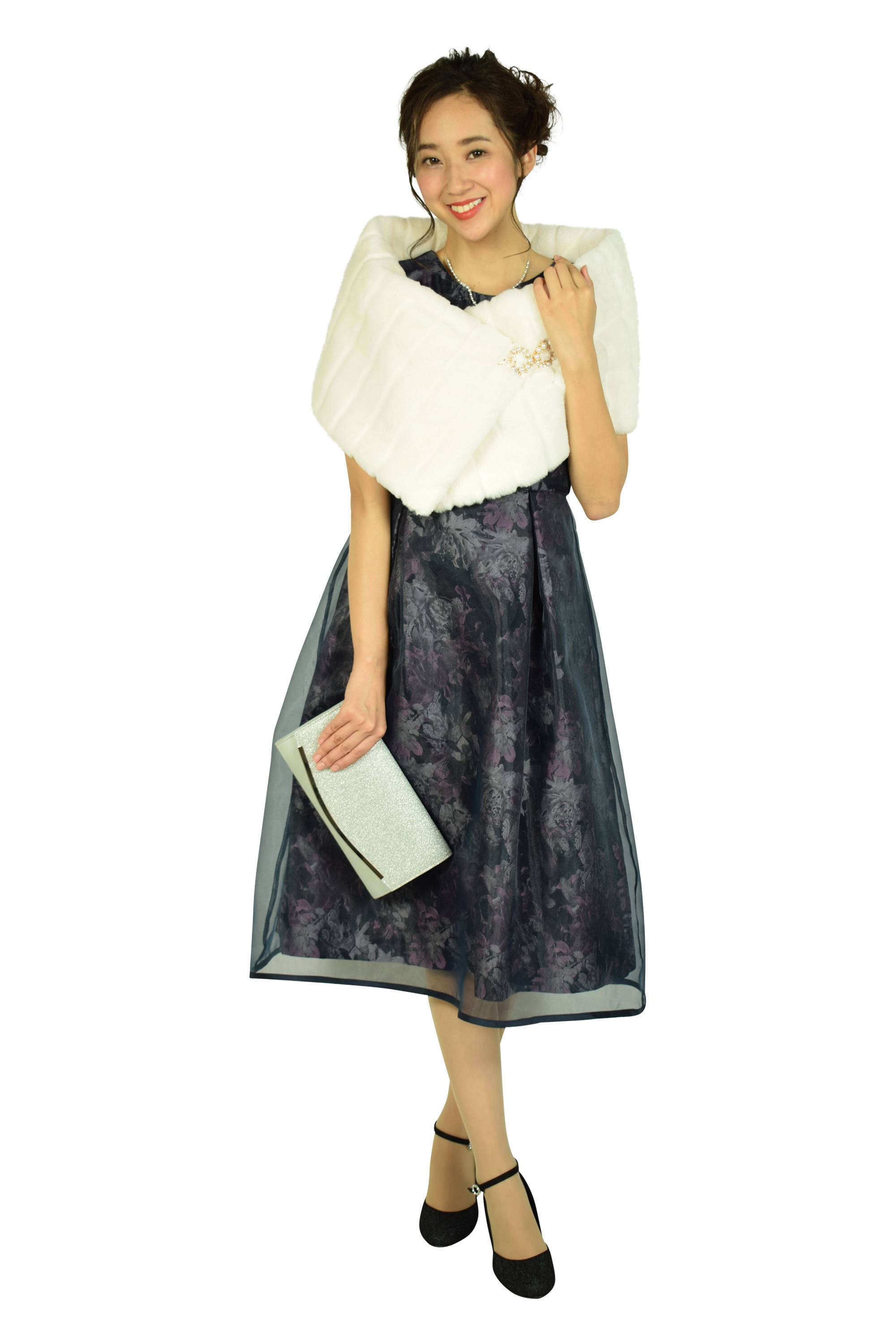 パール留め具フェイクファーホワイトショール