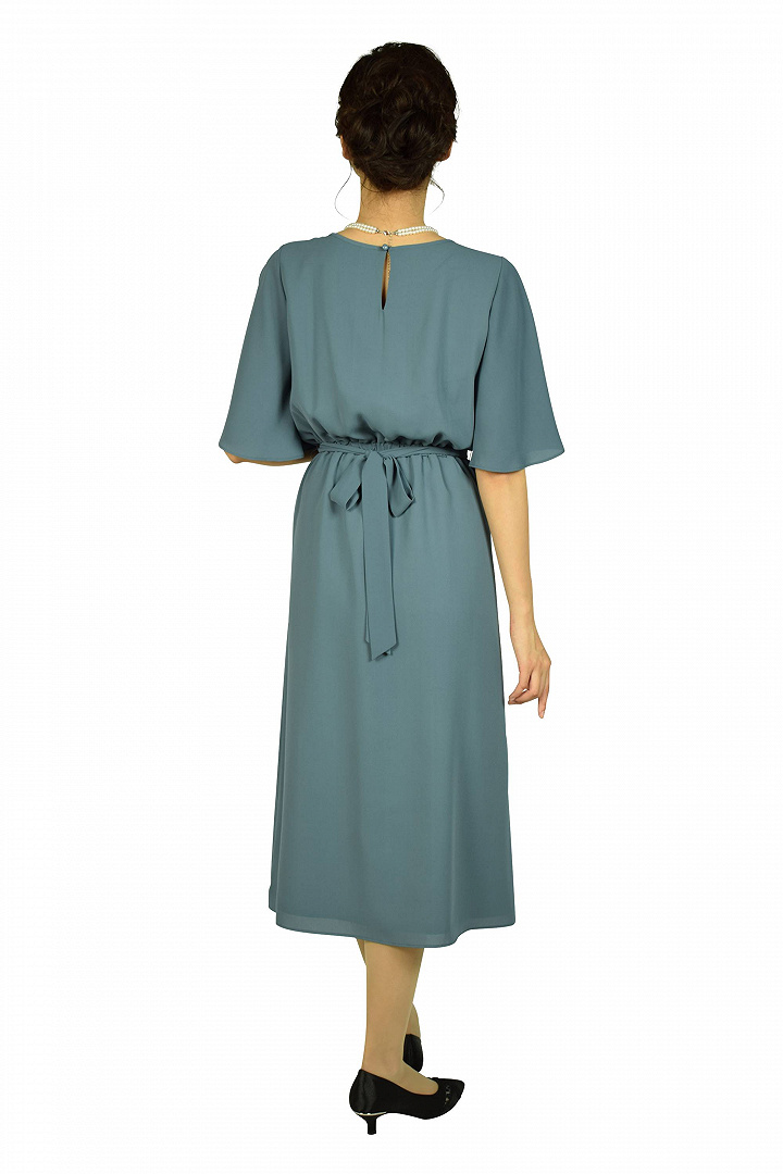 アッシュブループリーツドレス