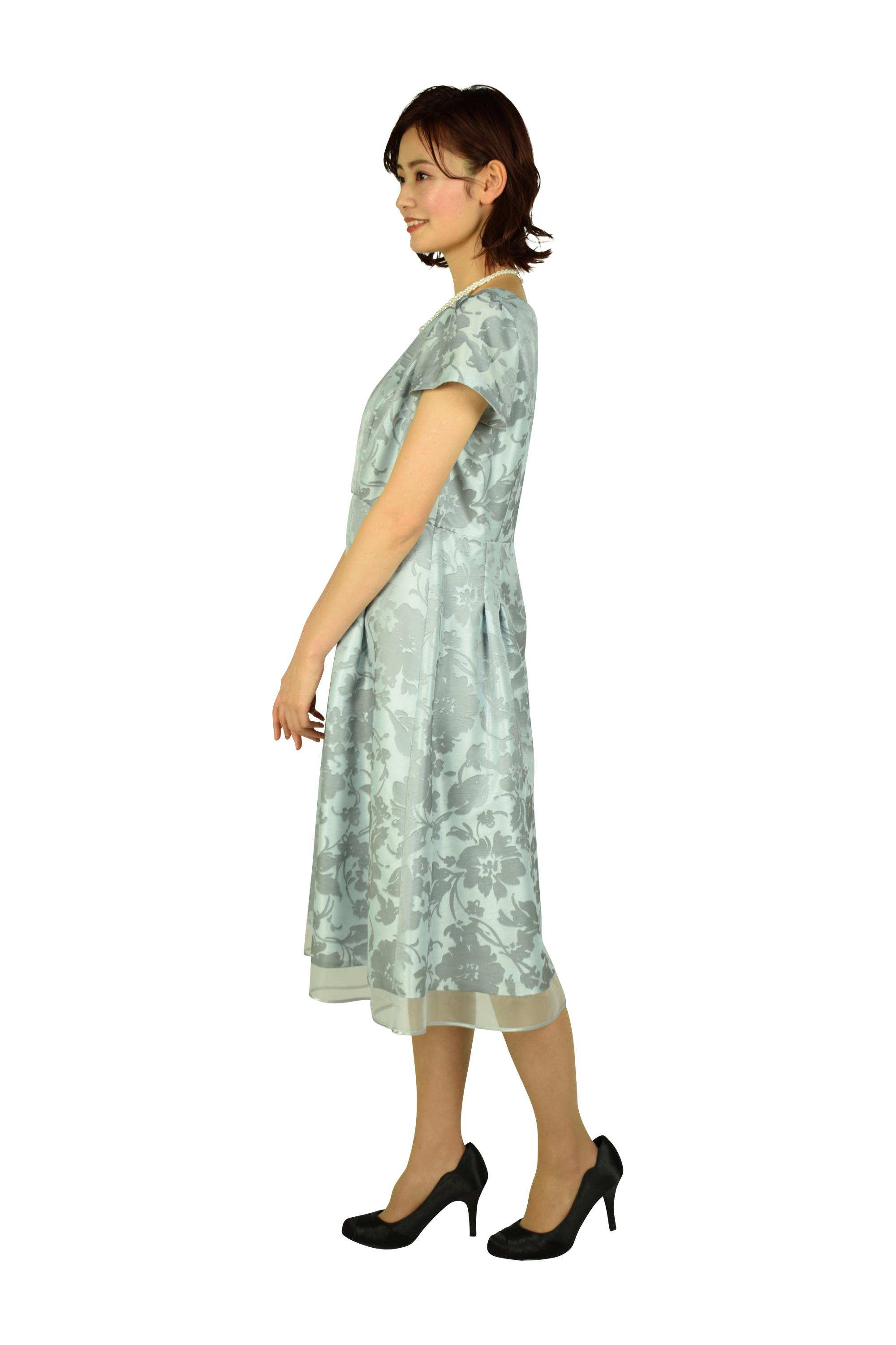 上品フラワーライトブルードレス