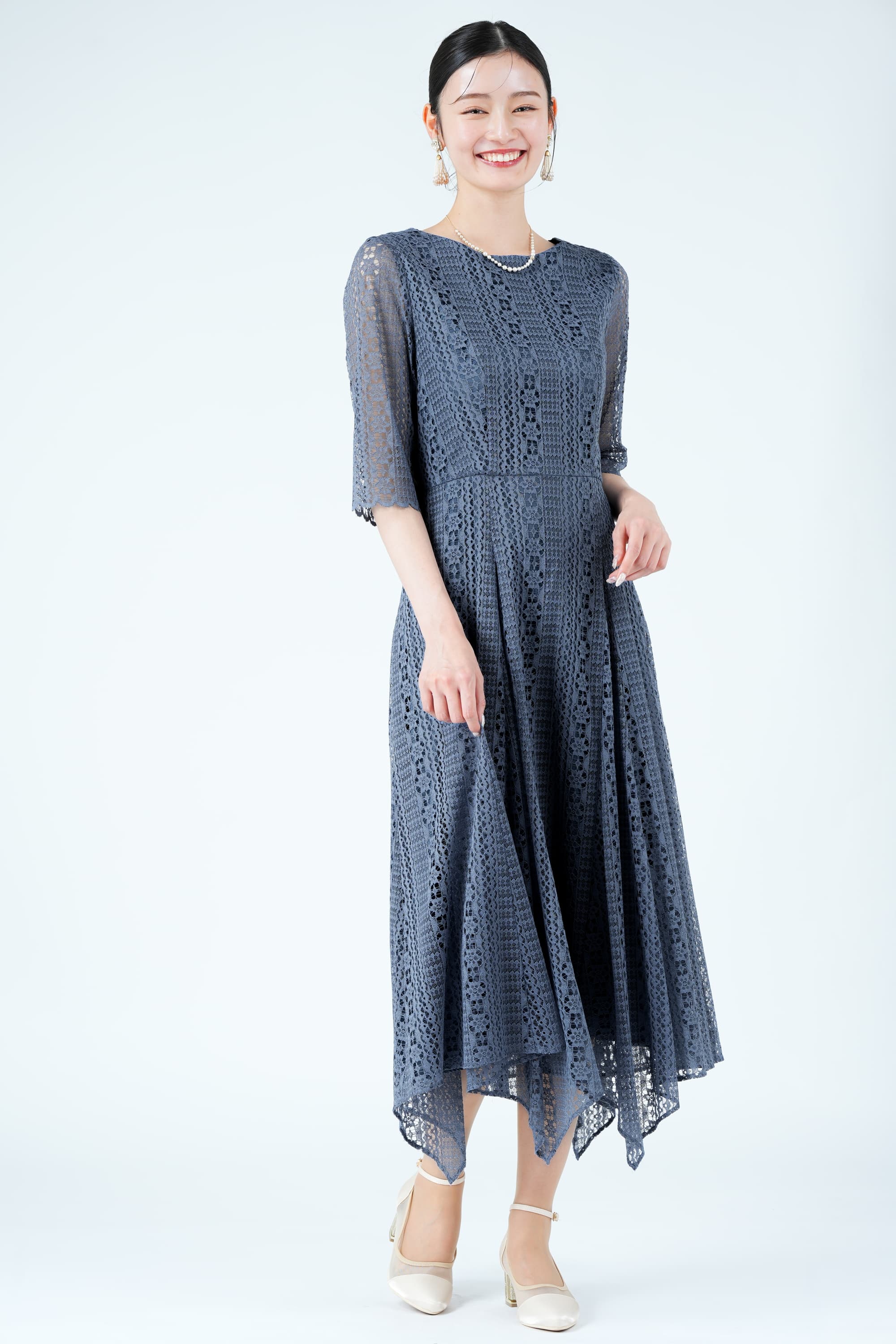 AIMER ランダムヘム総レースブルードレス (M〜L) をレンタル