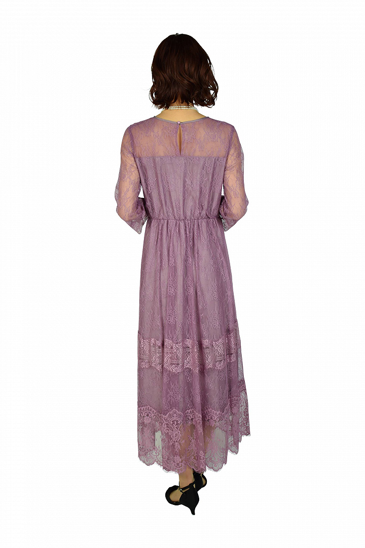 総レース袖付きライラックドレス
